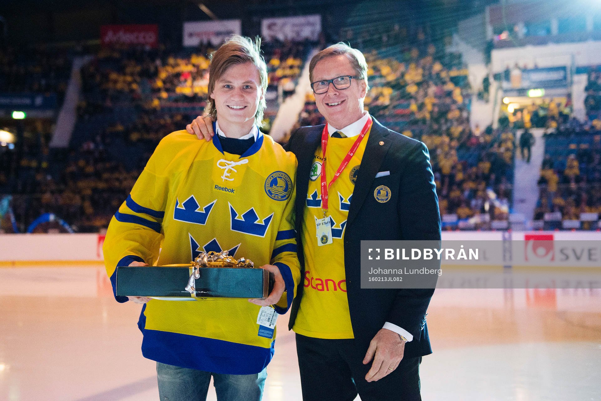 '160213 Anton Karlsson hyllas för att ha spelat flest