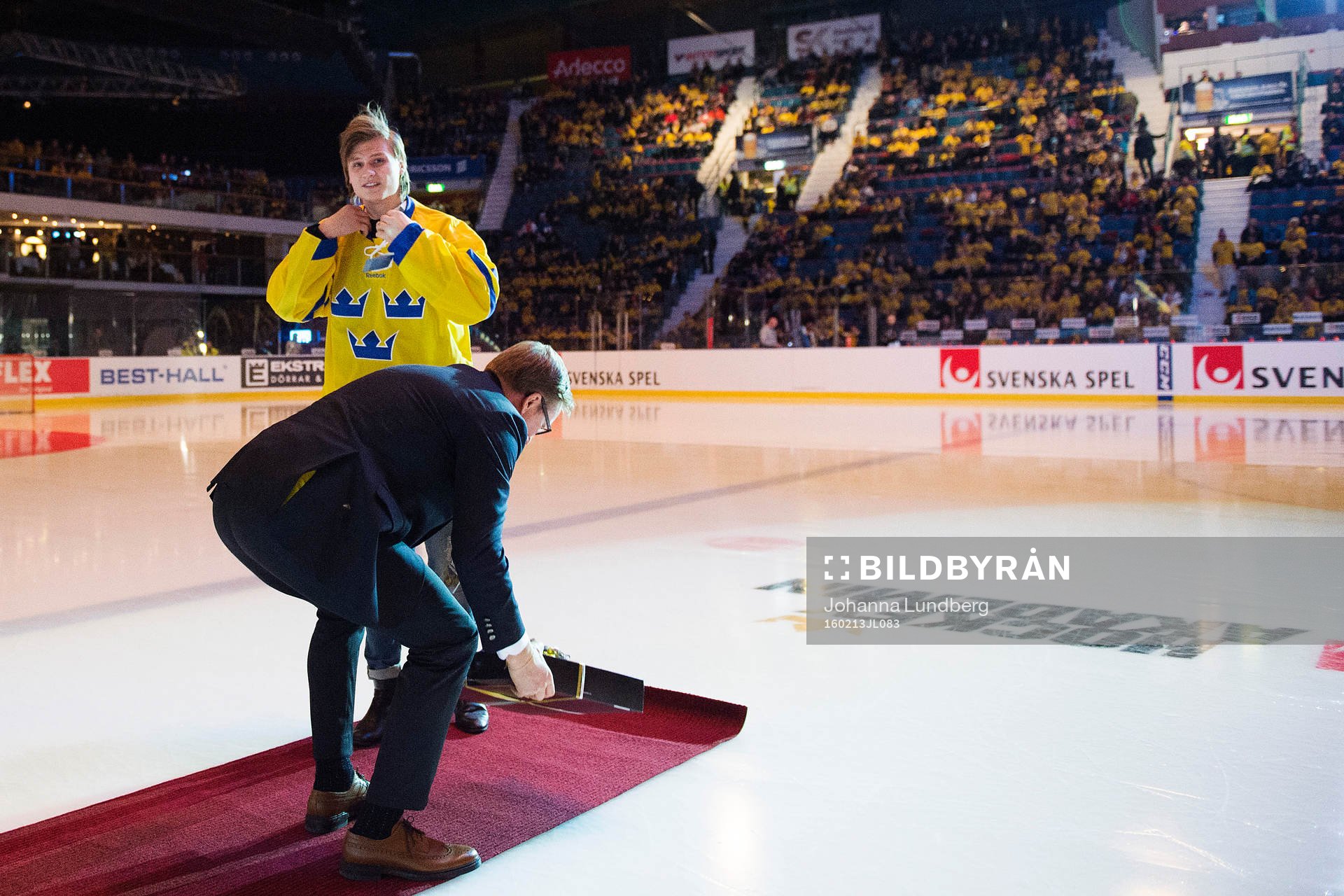 '160213 Anton Karlsson hyllas för att ha spelat flest