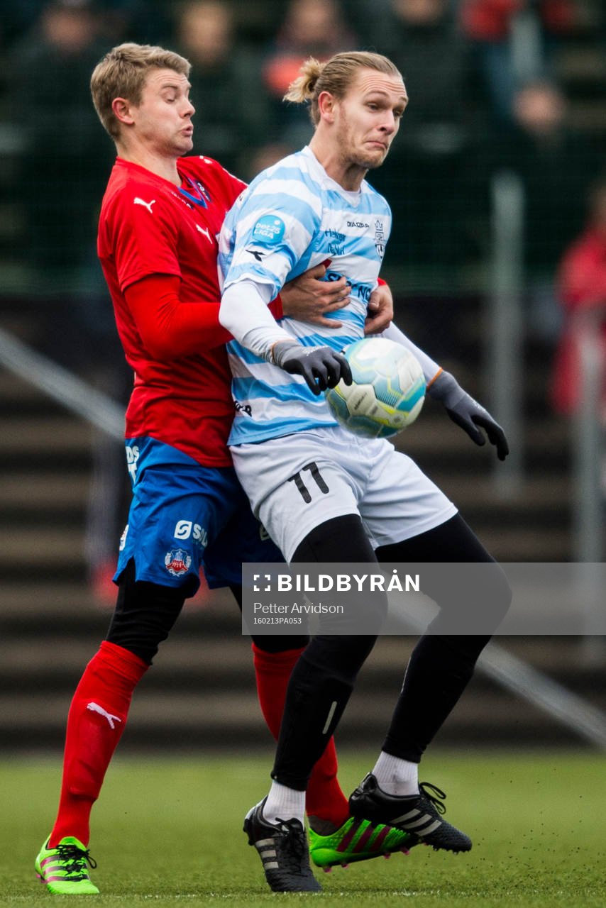 Helsingborgs Viktor Ljung och Helsingörs Martin Koch