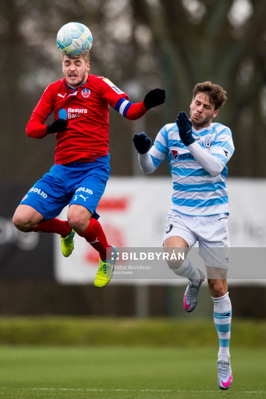 Helsingborgs Johan Mårtensson och Helsingörs Mikkel