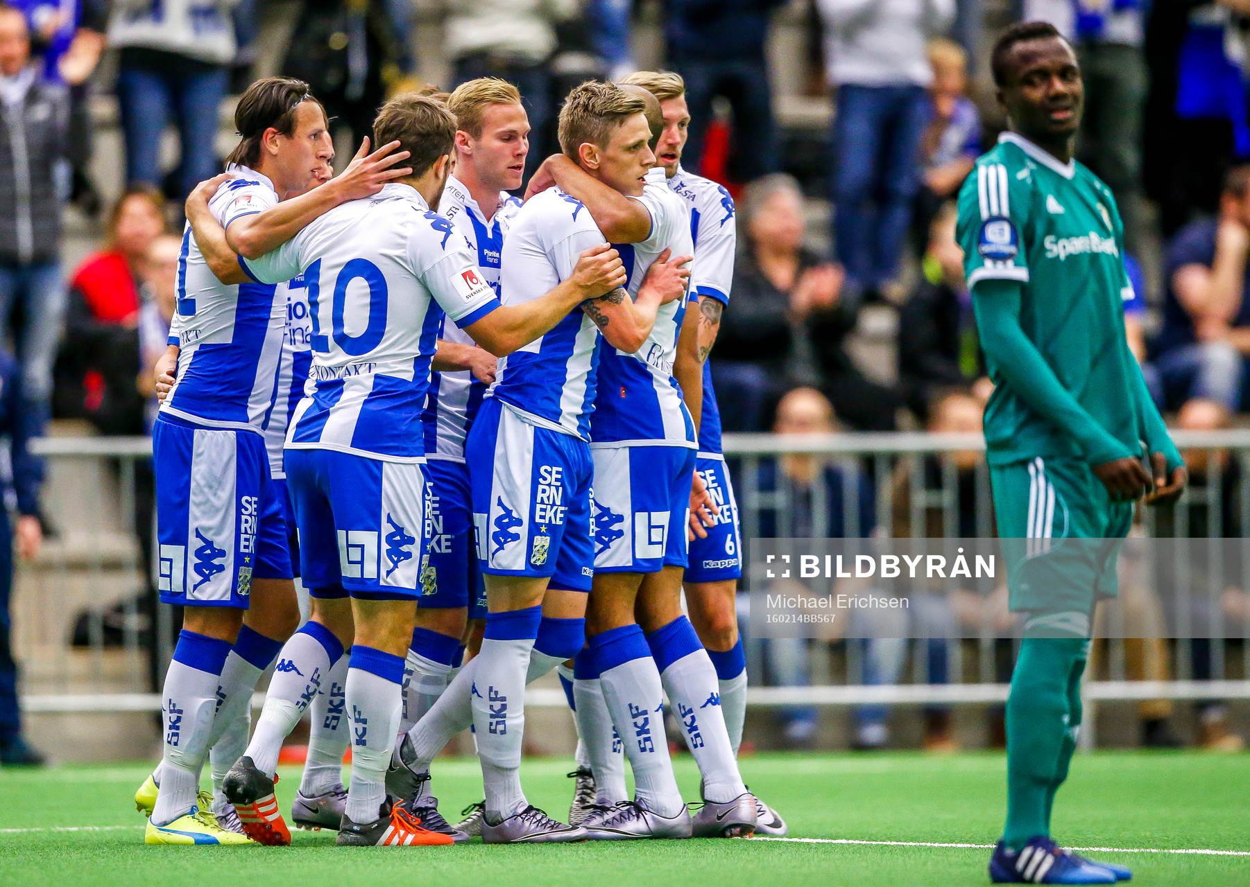 IFK Göteborgs spelare jublar