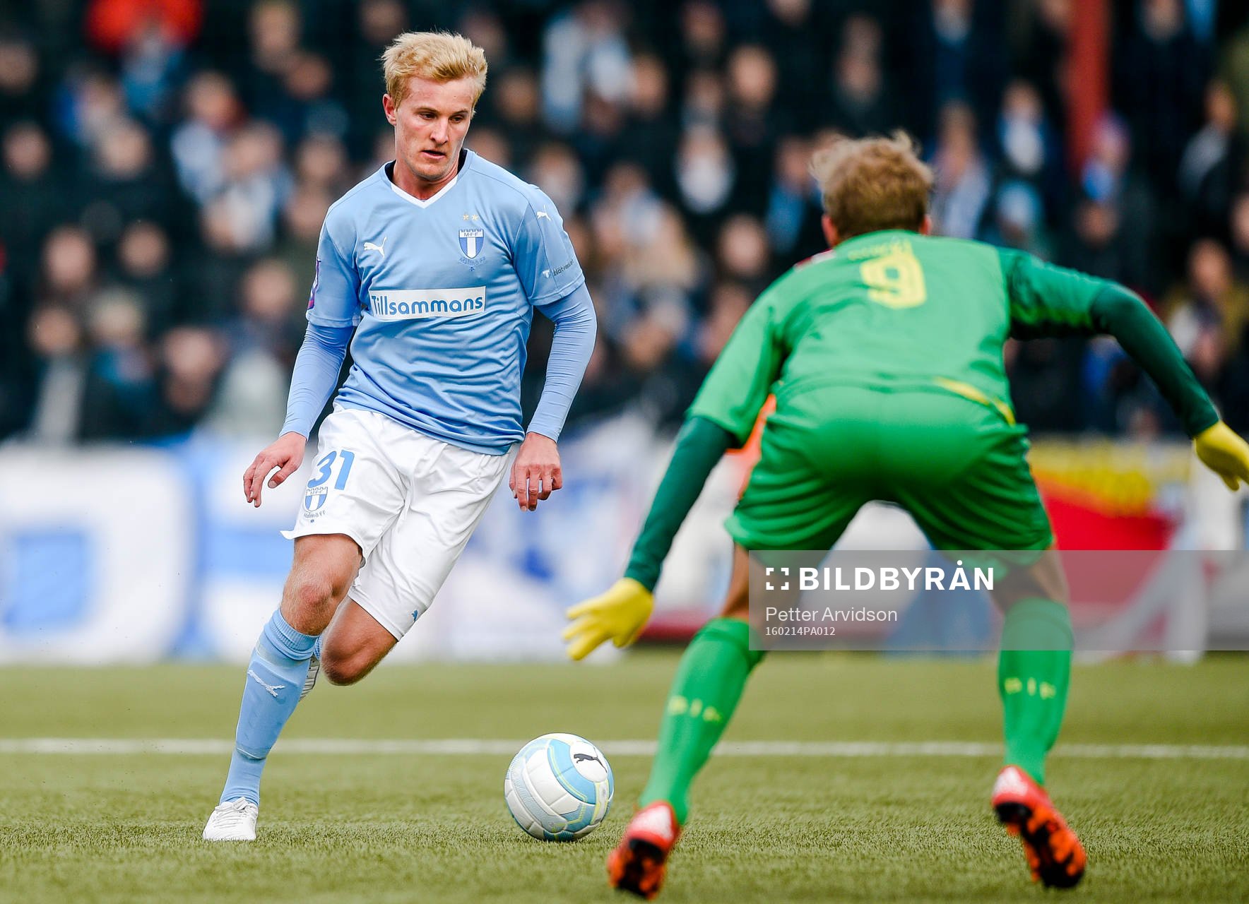 Malmö FFs Franz Brorsson och Bröndbys Teemu Pukki