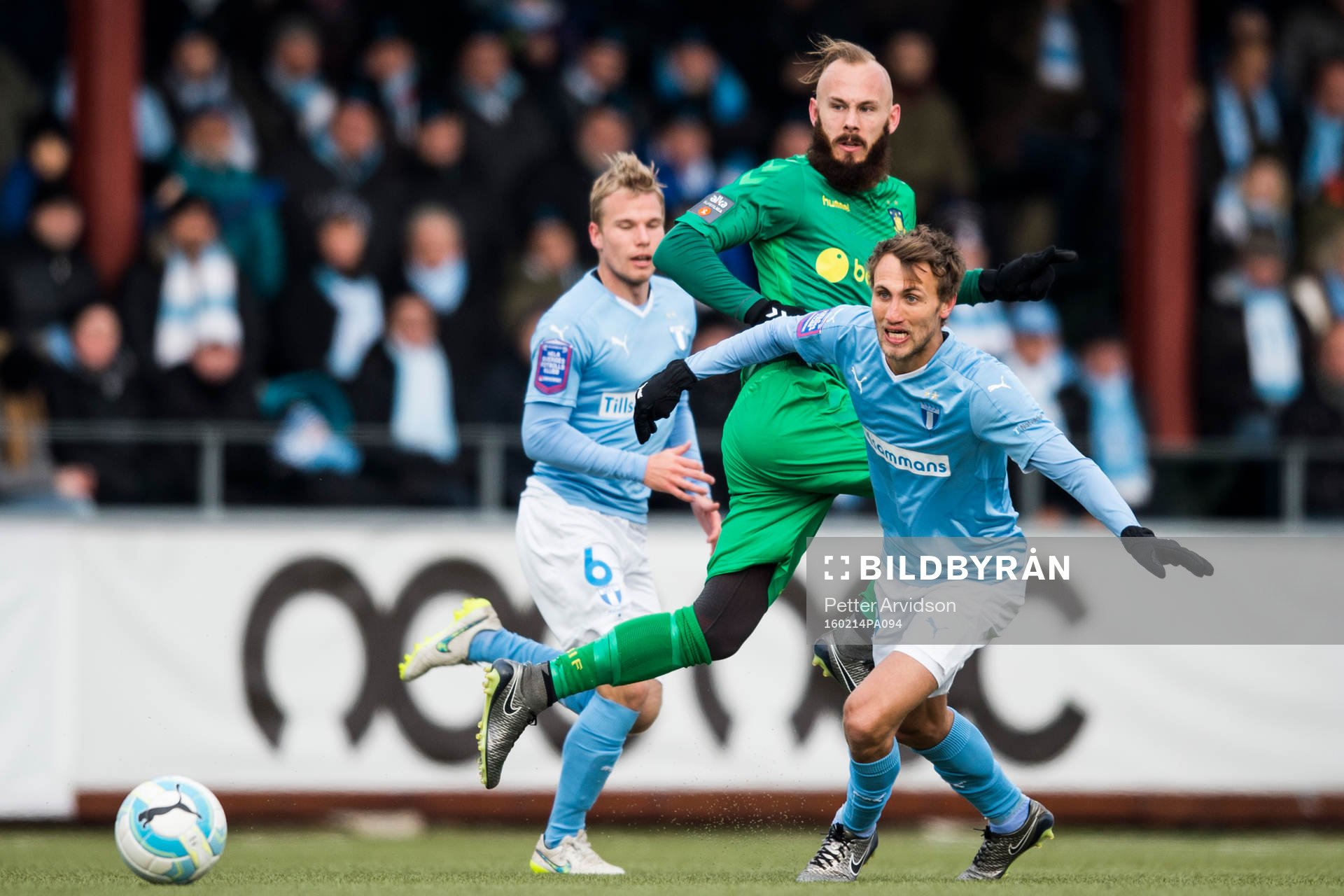 Bröndbys Magnus Eriksson och Malmö FFs Oscar Lewicki och