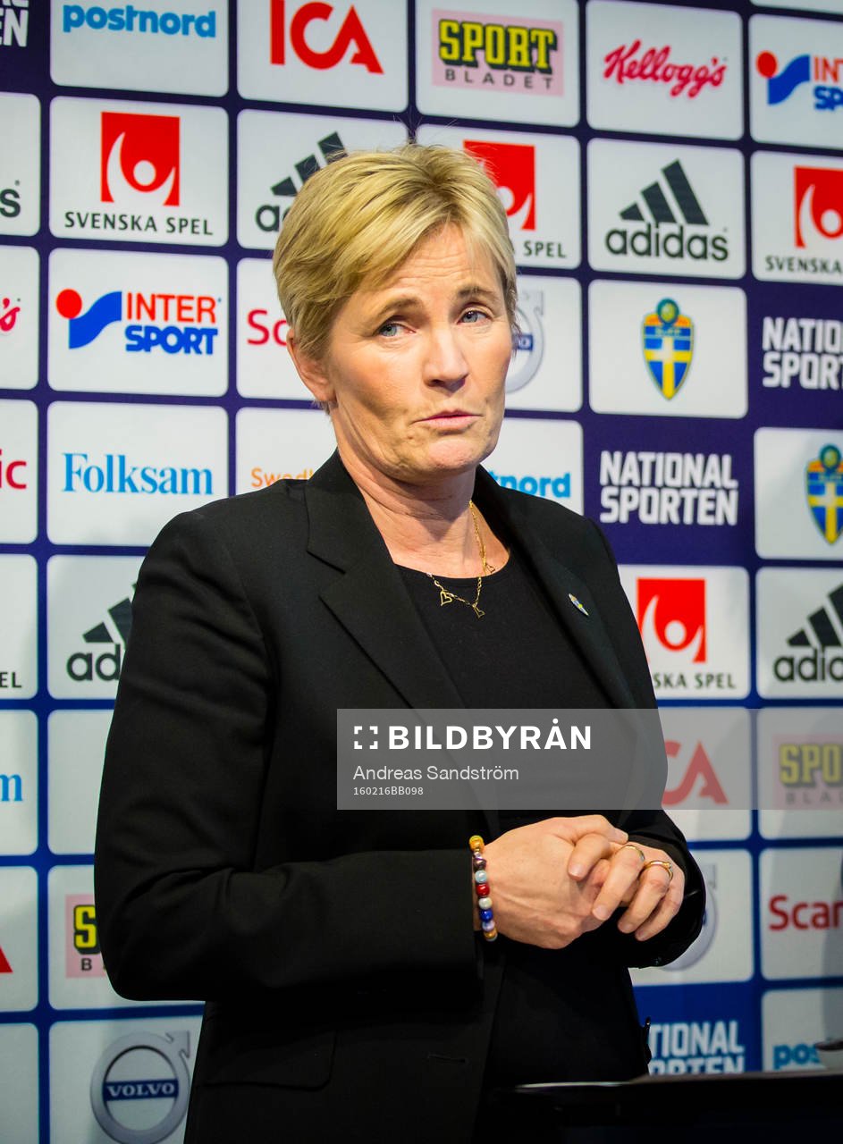 Sveriges assisterande förbundskapten Lilie Persson