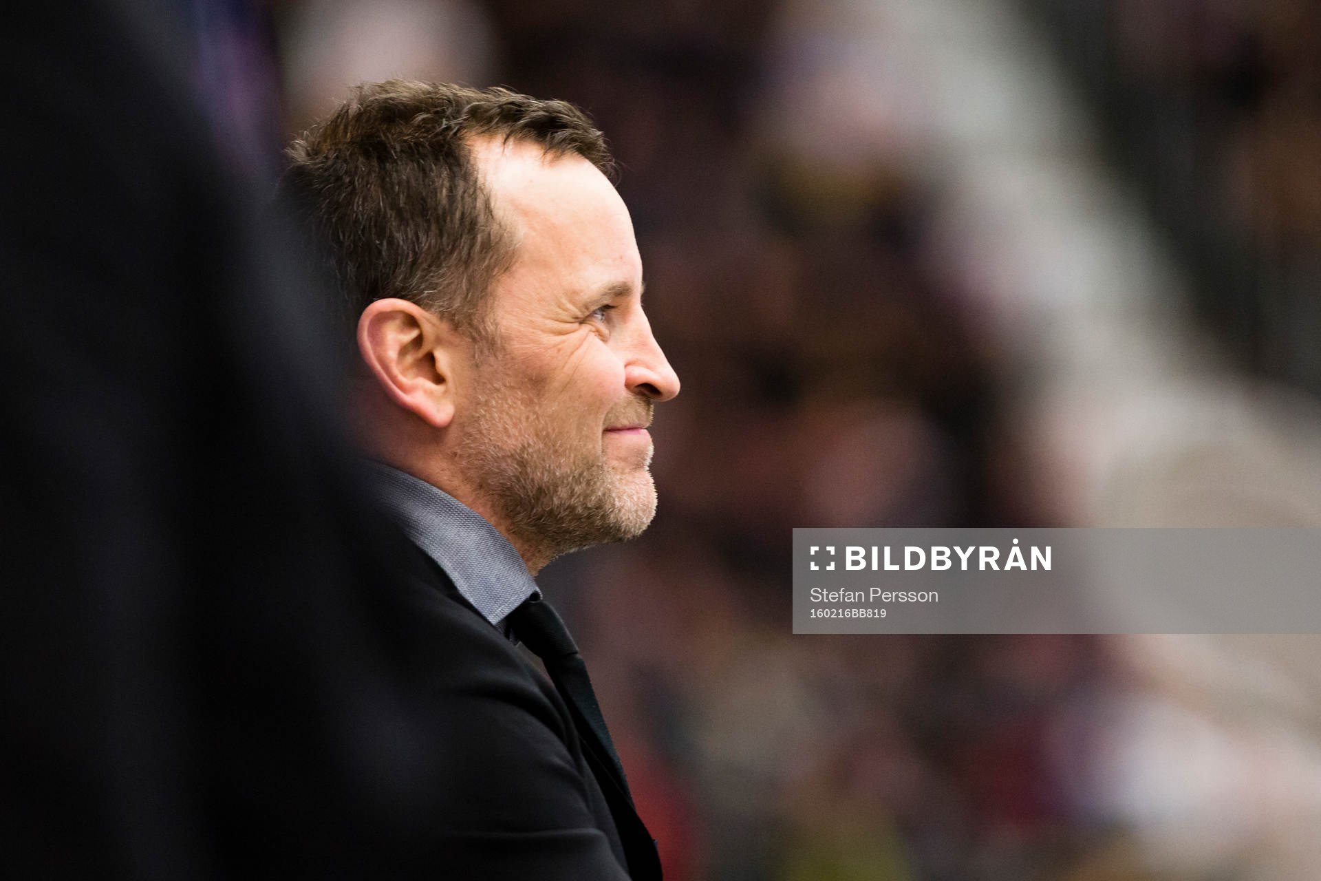 Brynäs tränare Thomas Berglund ser deppig ut
