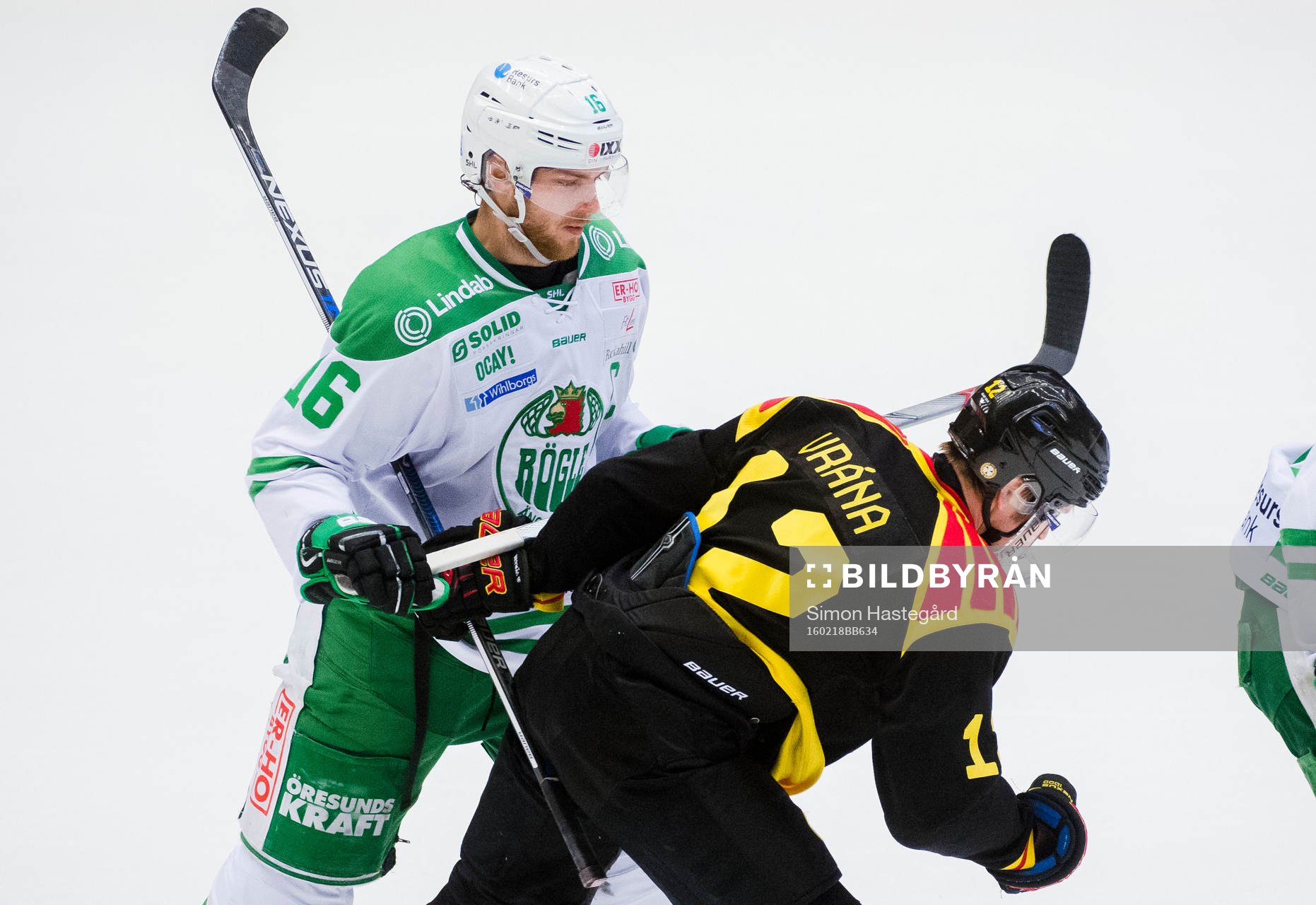 Rögles Christopher Liljewall och Brynäs Petr Vrana