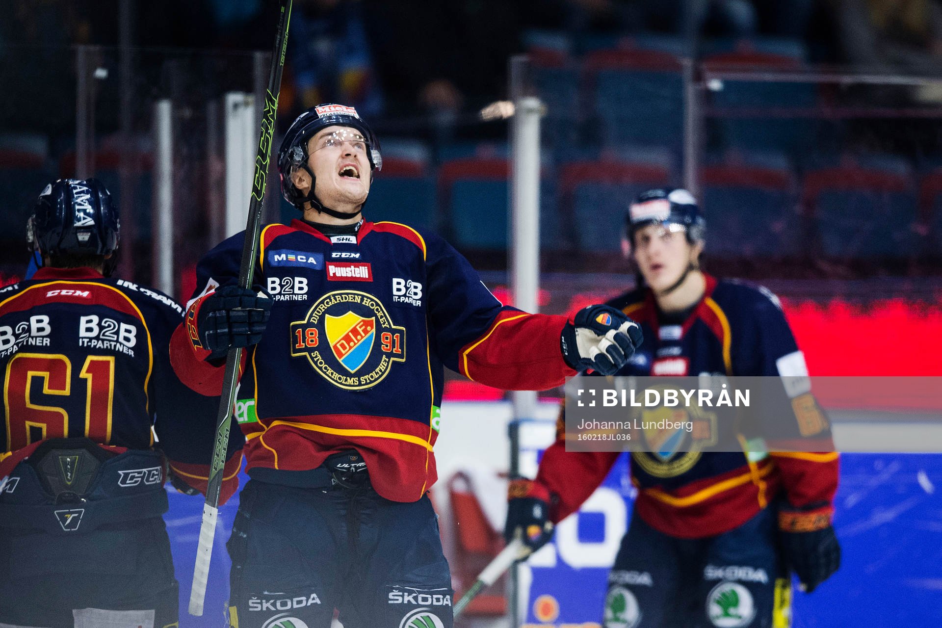 Djurgårdens Marcus Högström reagerar mot domaren