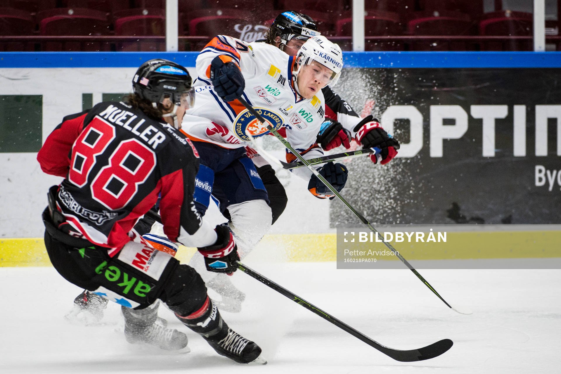 Växjös Joakim Hillding mot Malmö Redhawks Stefan Warg