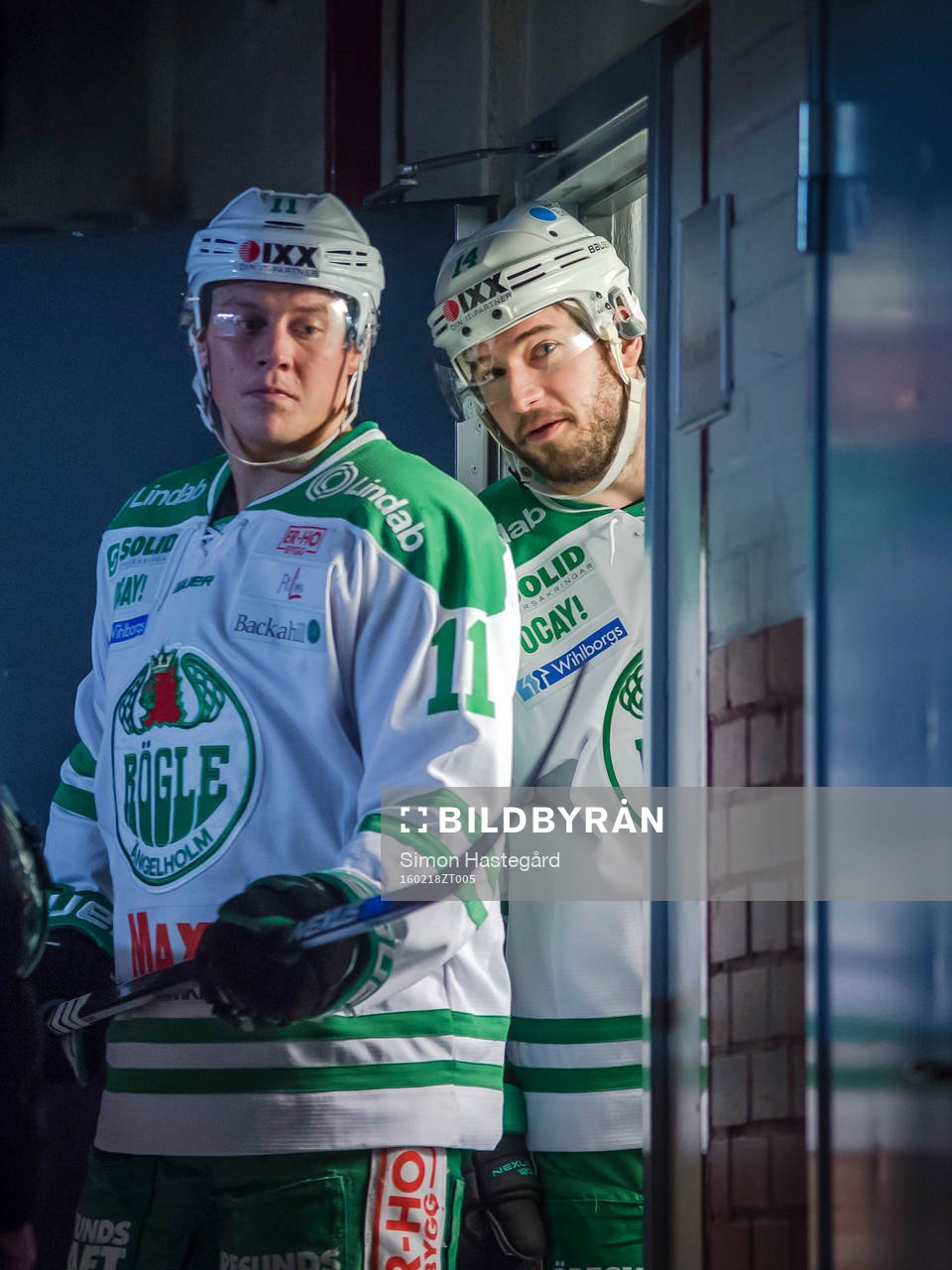 Rögles David Åslin och Jordan Smotherman före