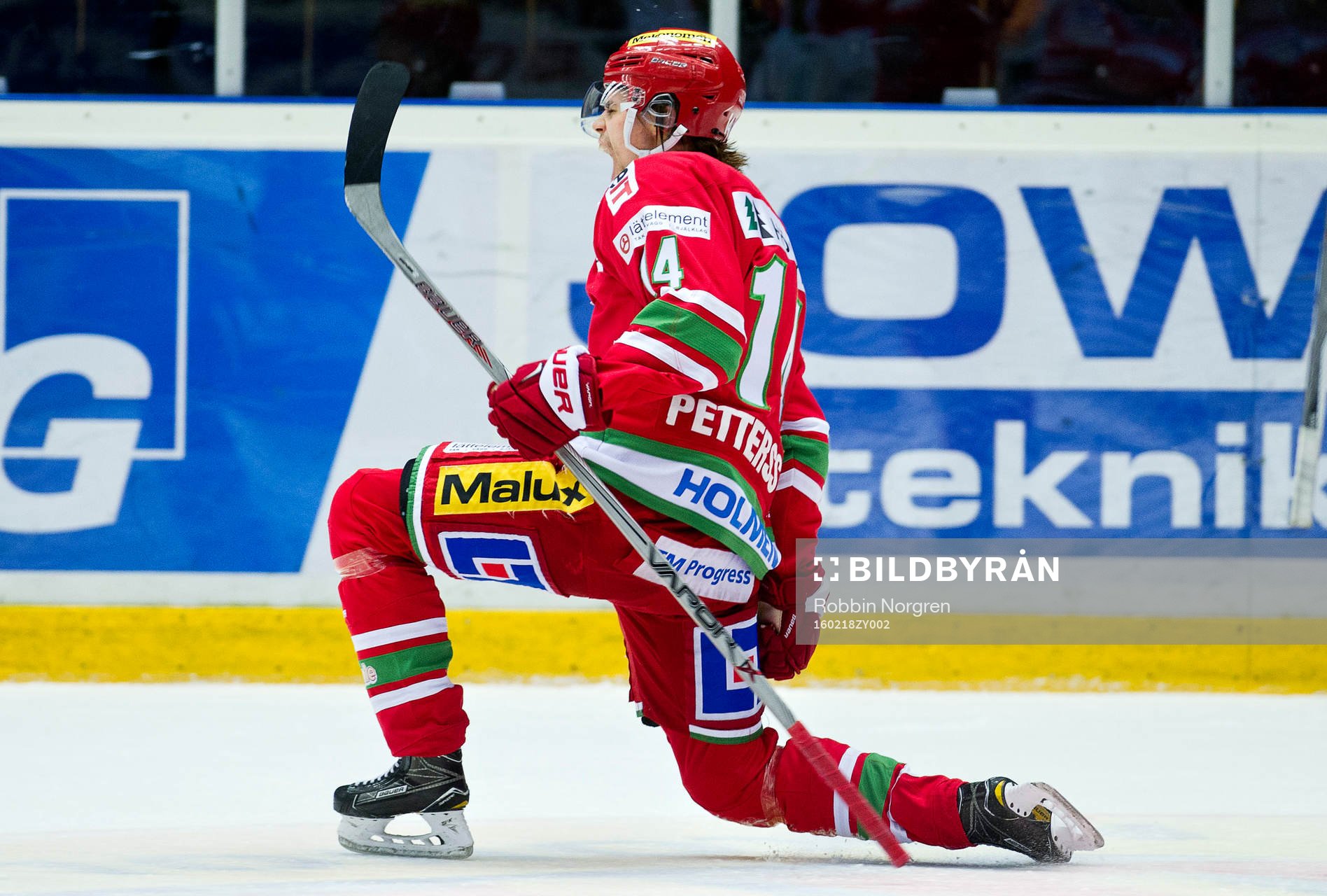 Modos Emil Pettersson jublar