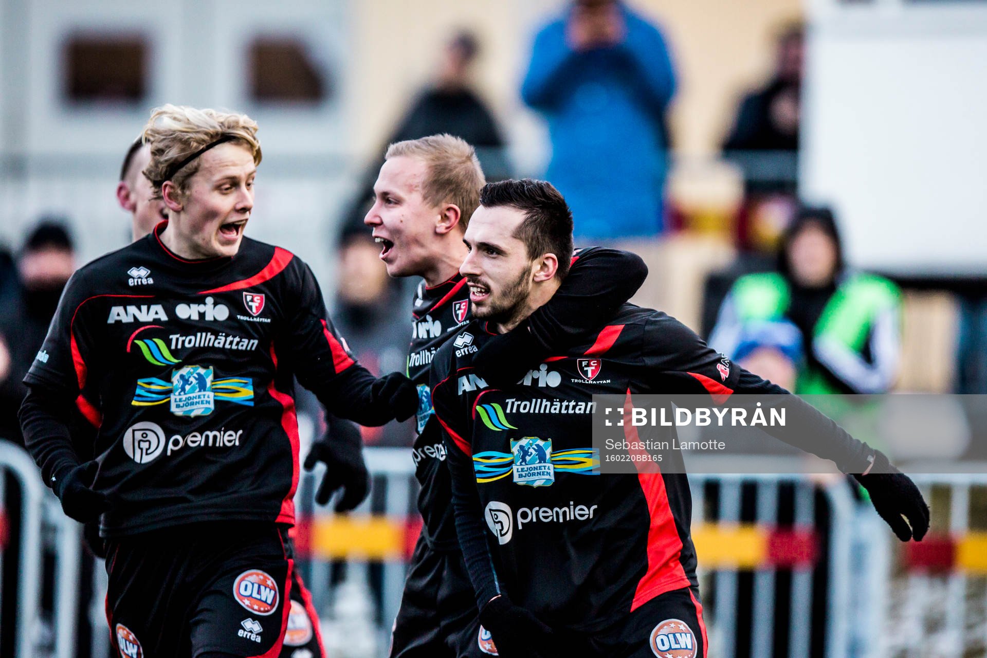 Trollhättans Agon Beqiri har gjort 2-1 på straff och