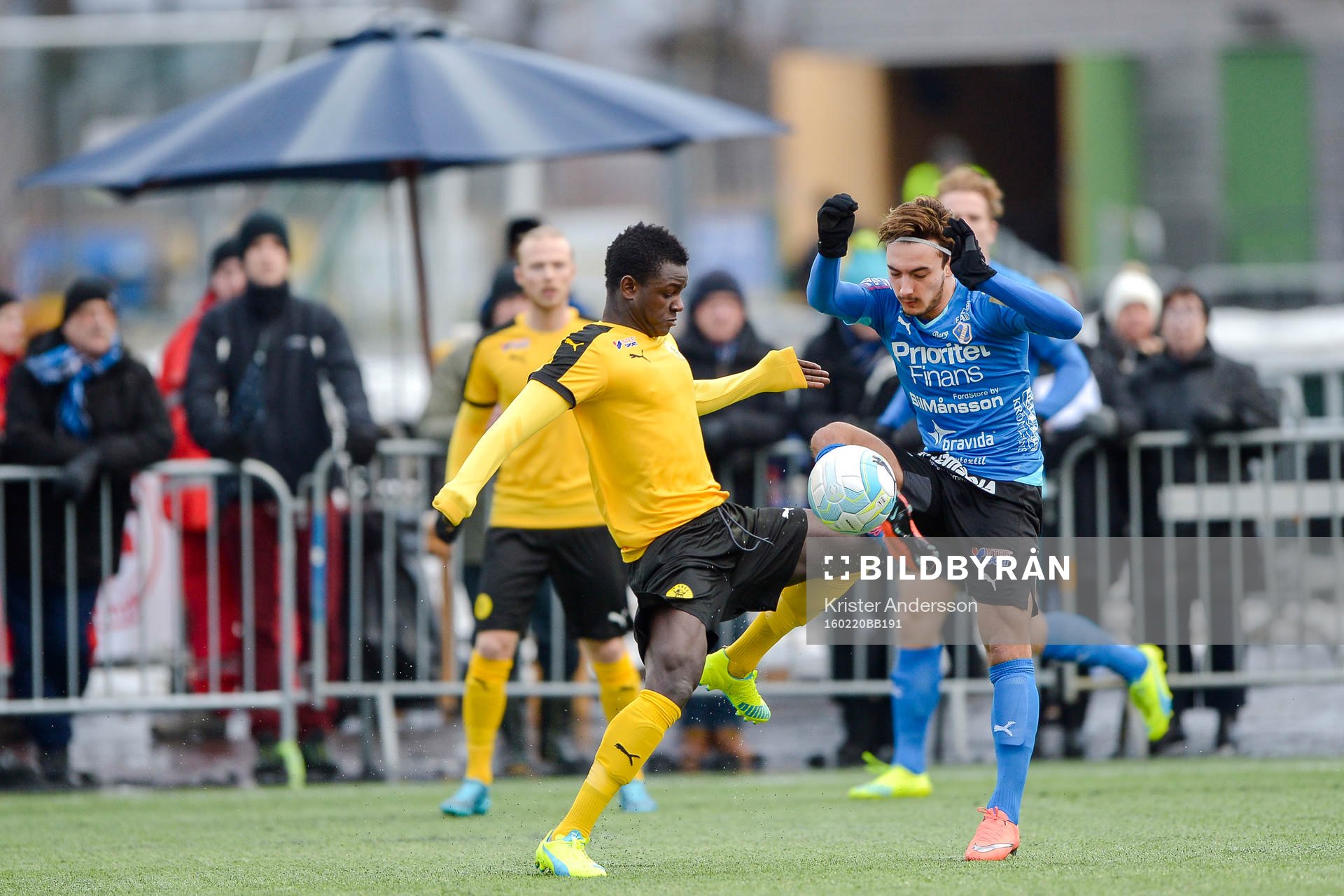Frejs Abu Bakarr Suma och Halmstads Sead Haksabanovic