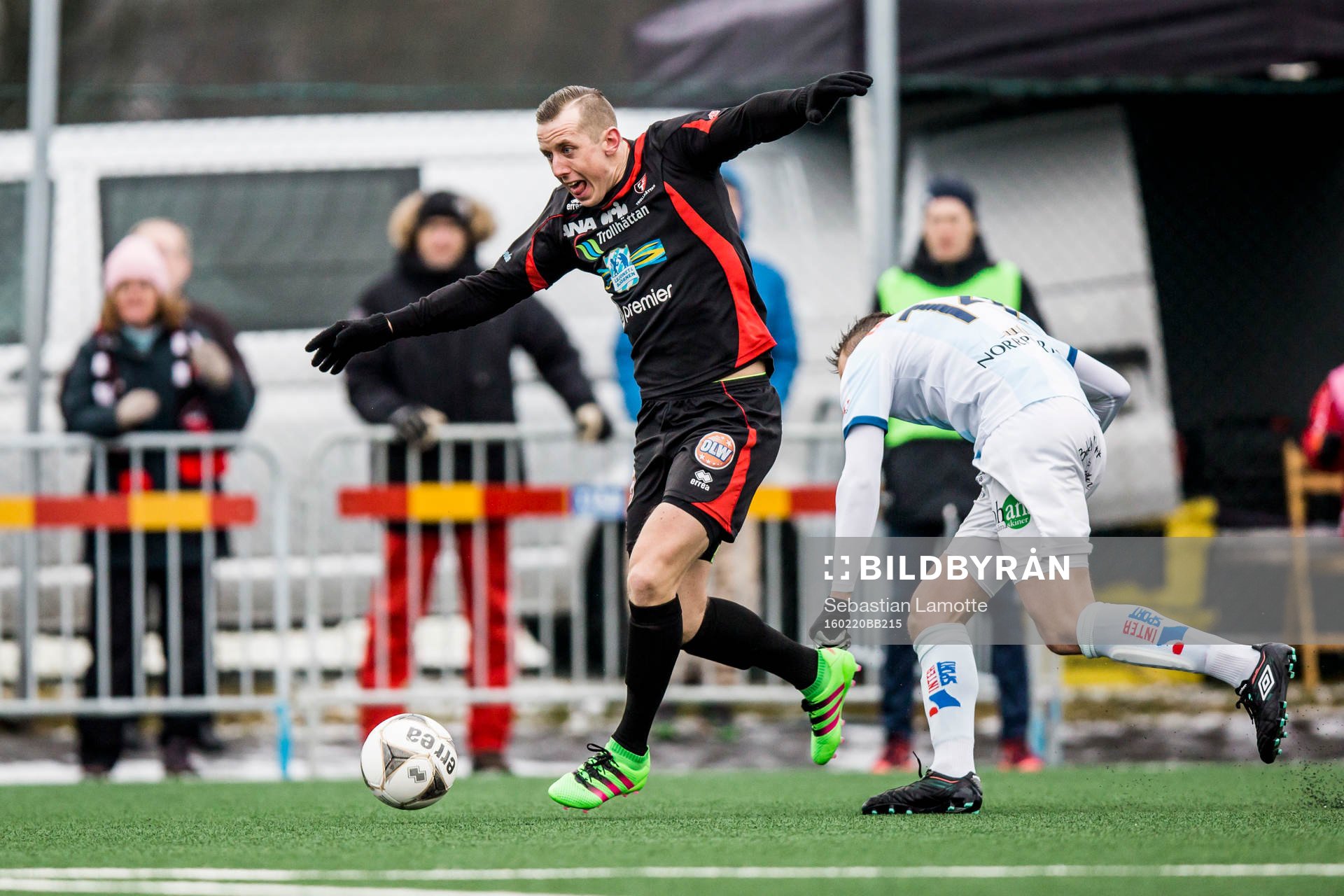 Trollhättans Robert Bagger  under fotbollsmatchen i Svenska Cupen mellan Trollhättan och Gefle den 20 februari 2016 i Trollhättan.