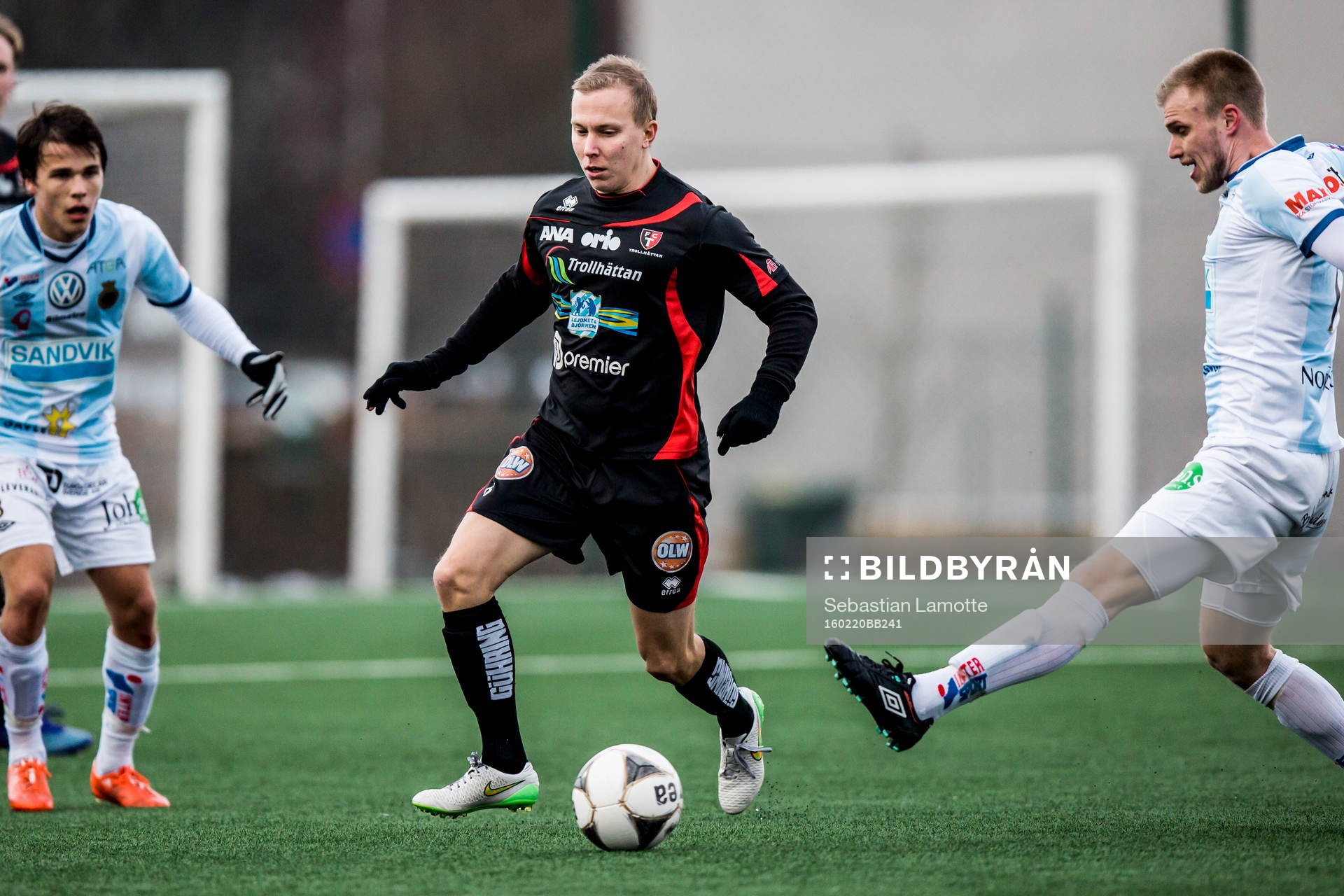 Trollhättans Robin Rundström under fotbollsmatchen i Svenska Cupen mellan Trollhättan och Gefle den 20 februari 2016 i Trollhättan.