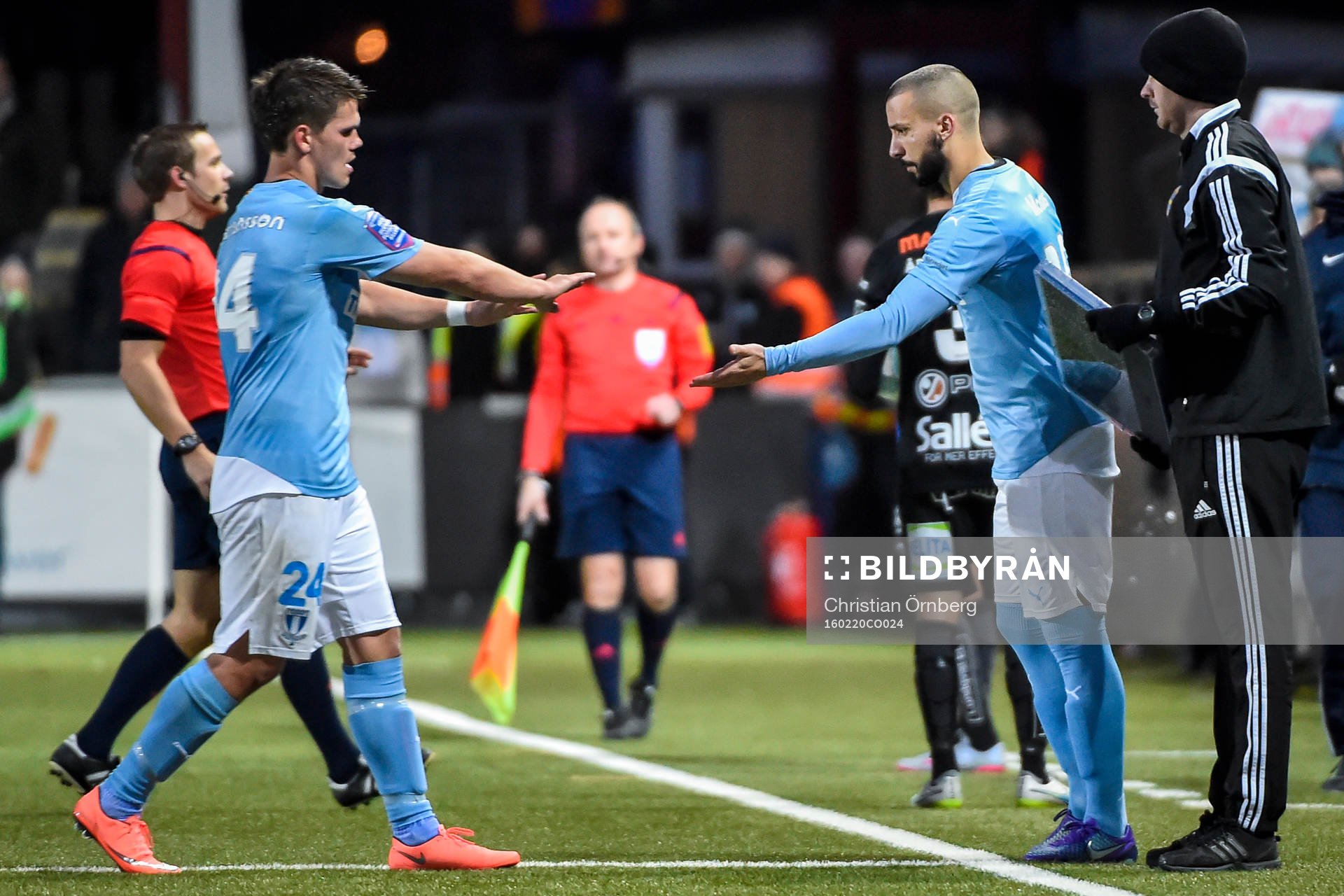 Byte mellan Malmö FFs Vidar Örn Kjartansson och Guillermo