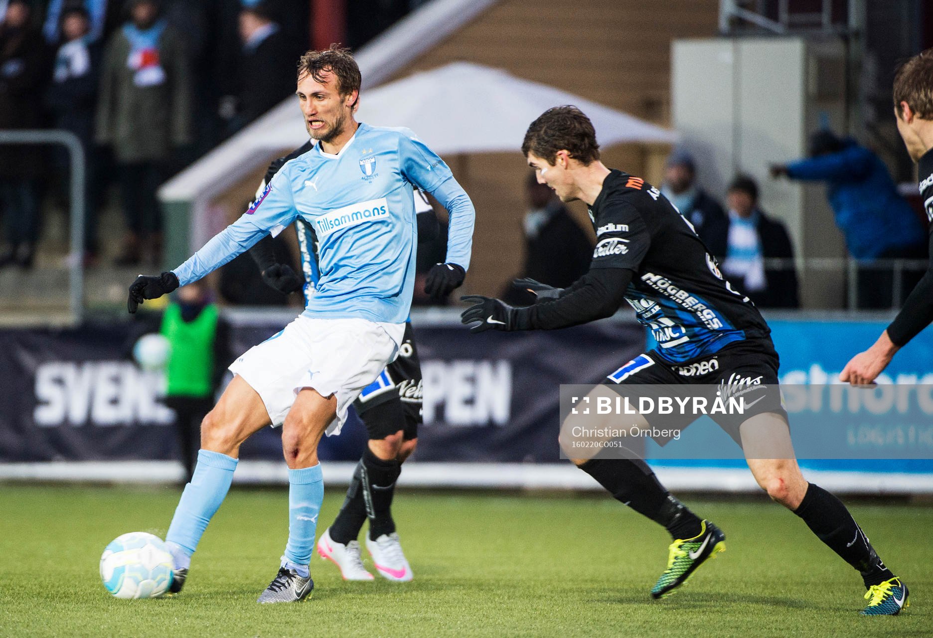 Malmö FFs Magnus Wolff Eikrem mot Sirius Patrick Hopkins