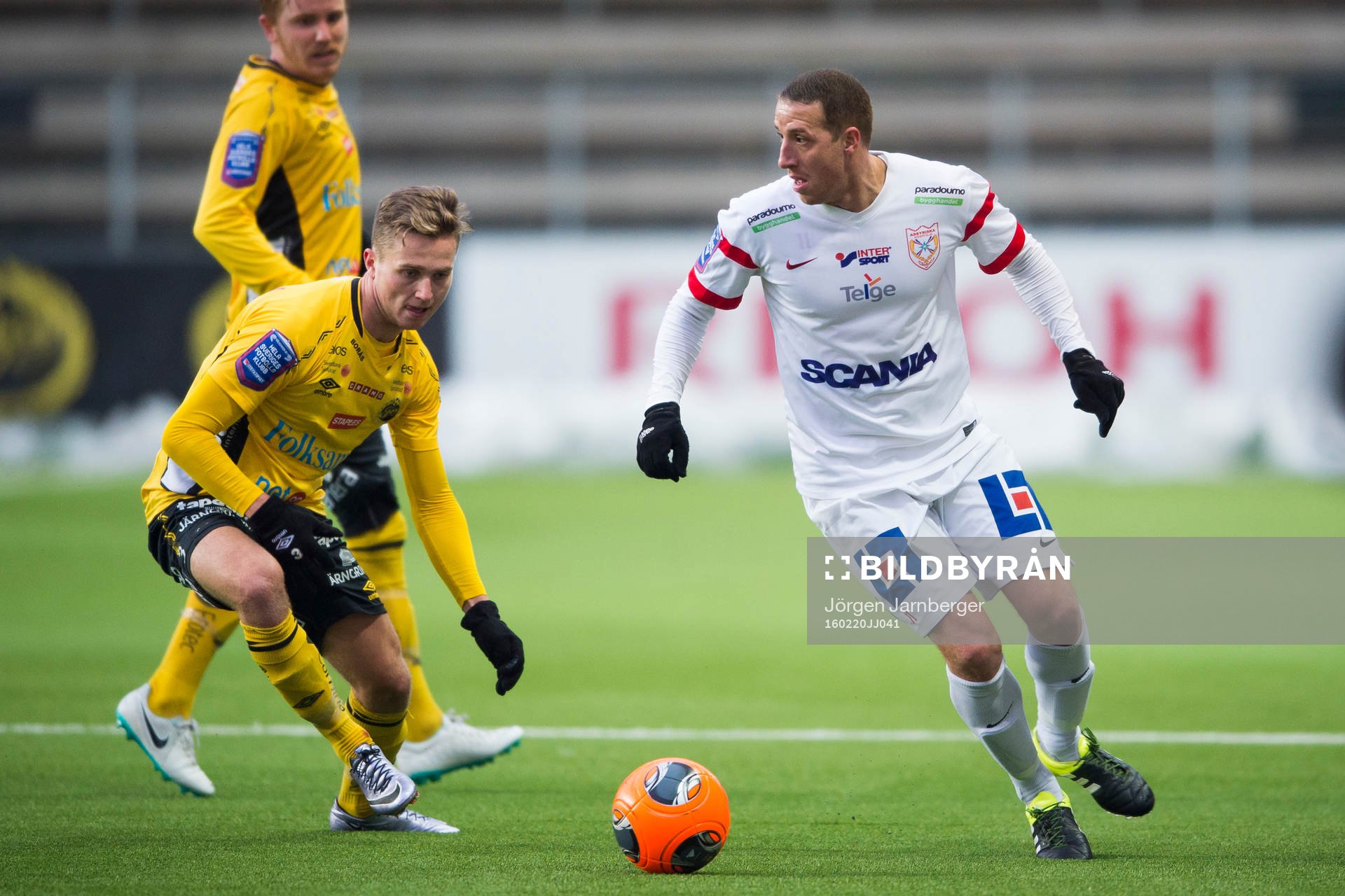 Assyriskas Kenny Pavey och Elfsborgs Adam Lundqvist