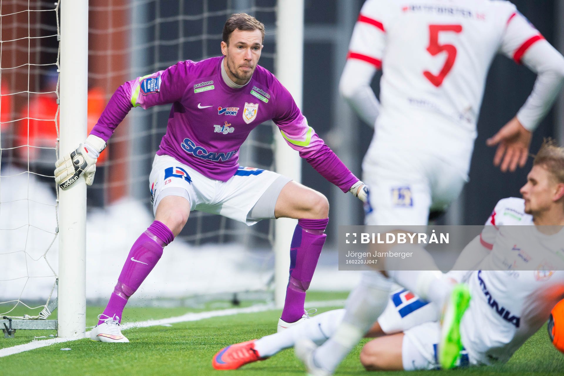 Assyriskas målvakt Robin Malmkvist under en fotbollsmatch i Svenska cupen mellan Elfsborg och Assyriska den 20 februari 2016 i Borås.
