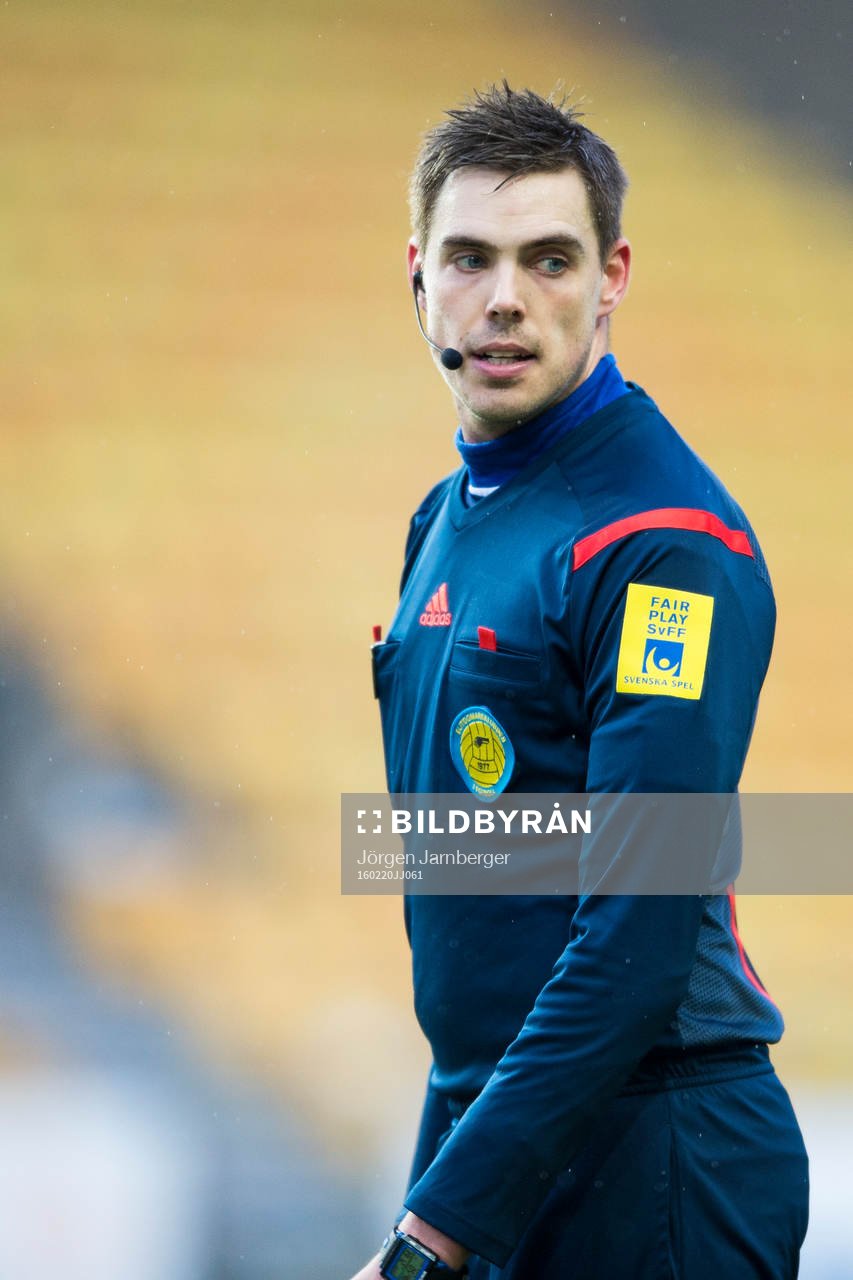 Domaren Magnus Lindgren