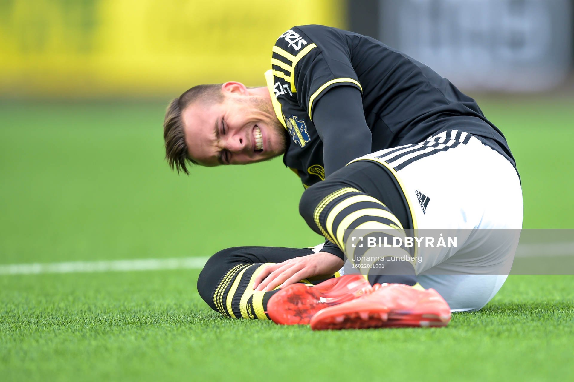 s Fredrik Brustad har ont