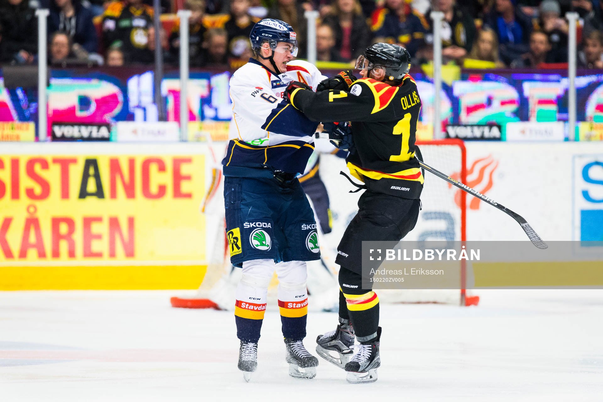 Djurgårdens Andreas Englund och Brynäs Jesper Ollas