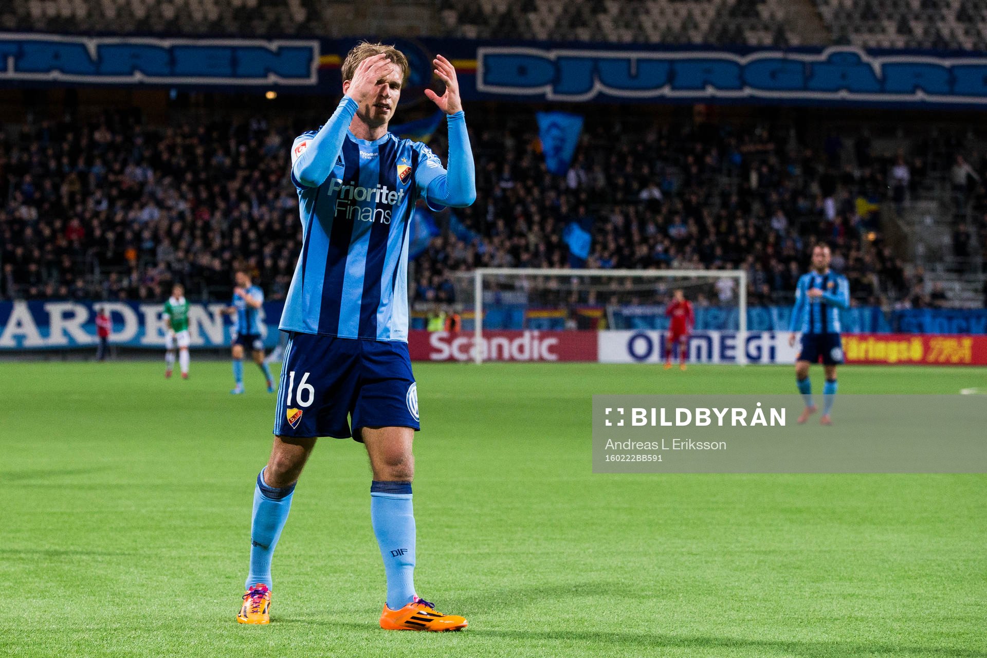 Djurgårdens Sebastian Andersson ser frustrerad ut