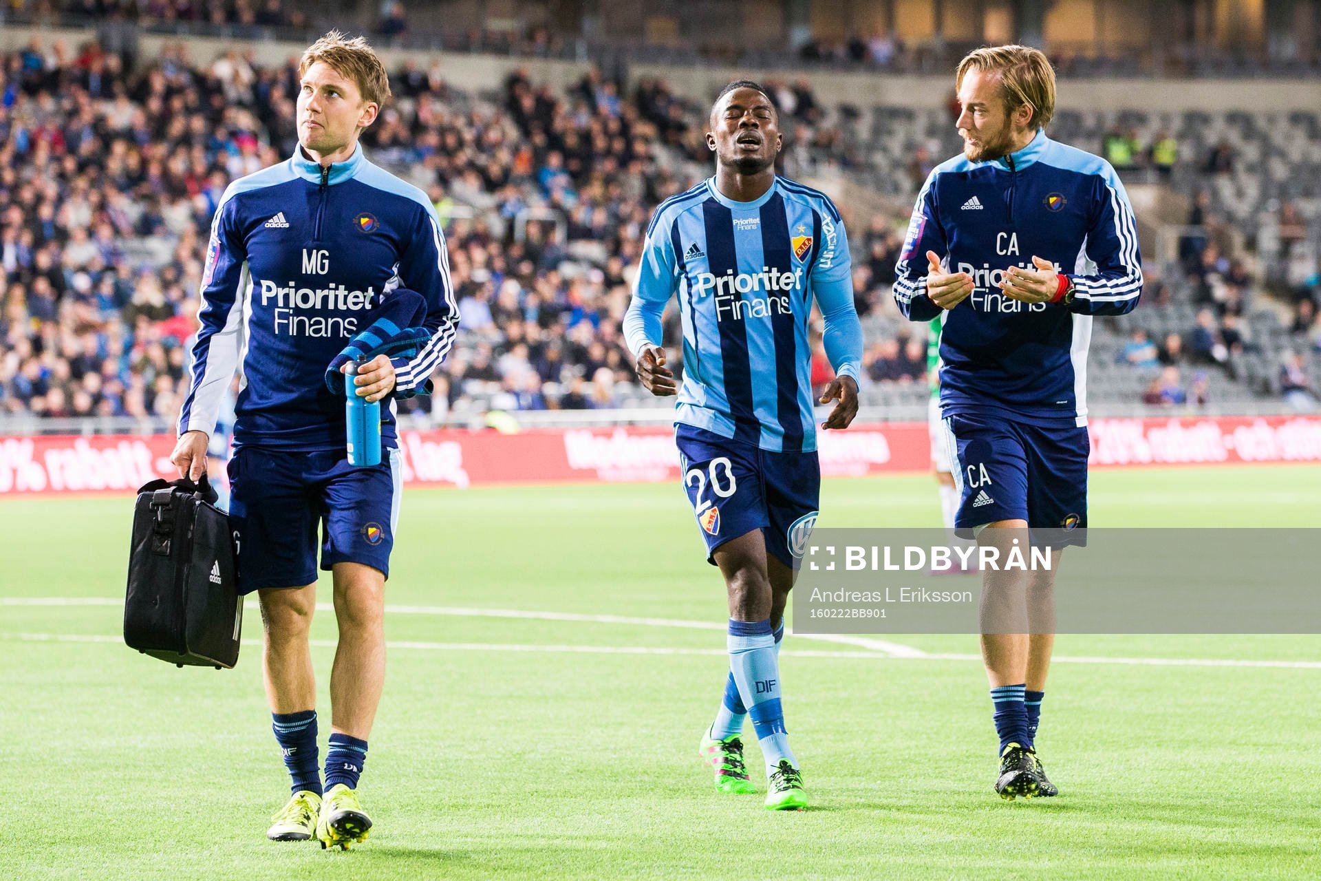 Djurgårdens Sam Johnson går av planen tillfälligt