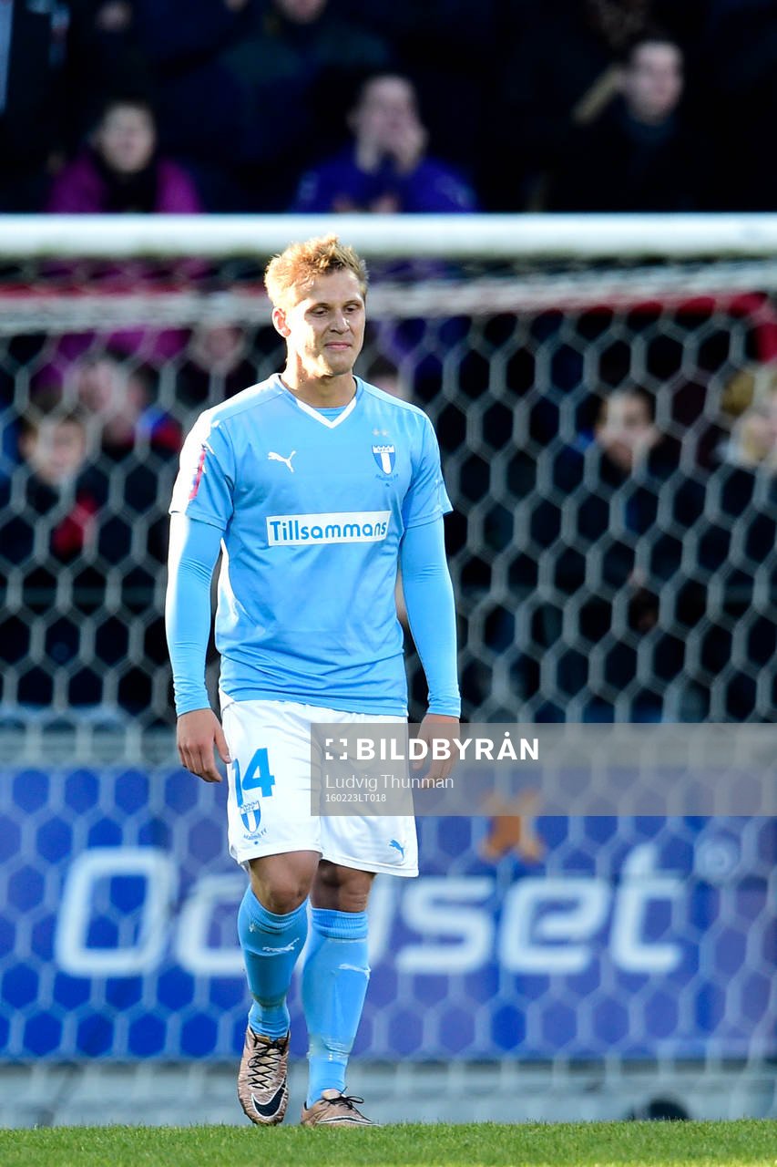 Malmö FFs Erik Andersson deppar