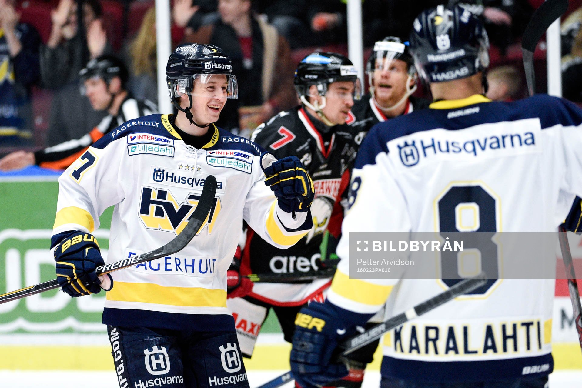 s Christoffer Törngren jublar