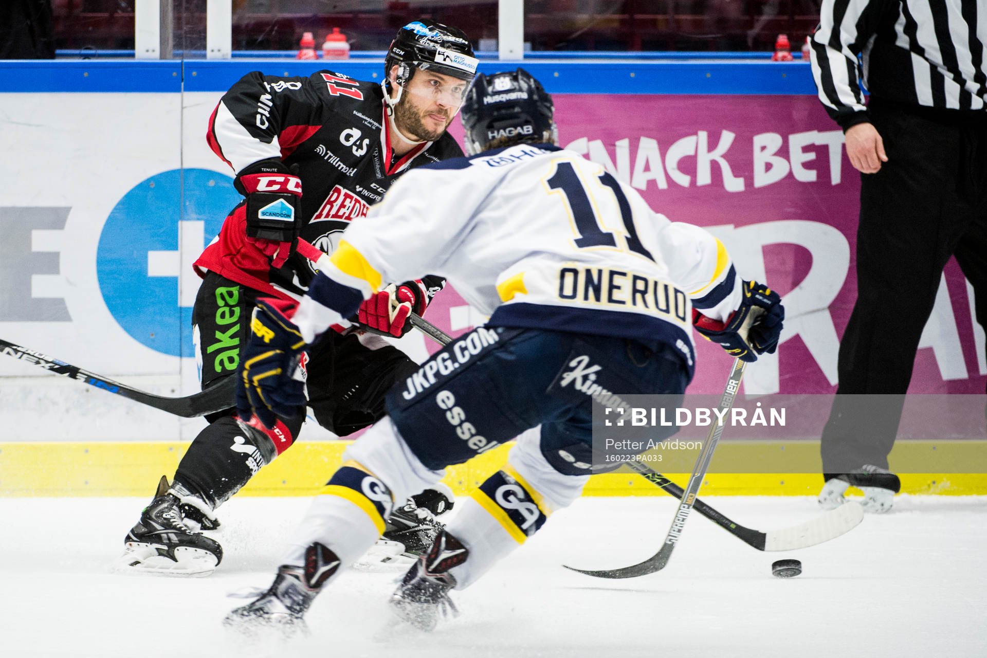 s Simon Önerud