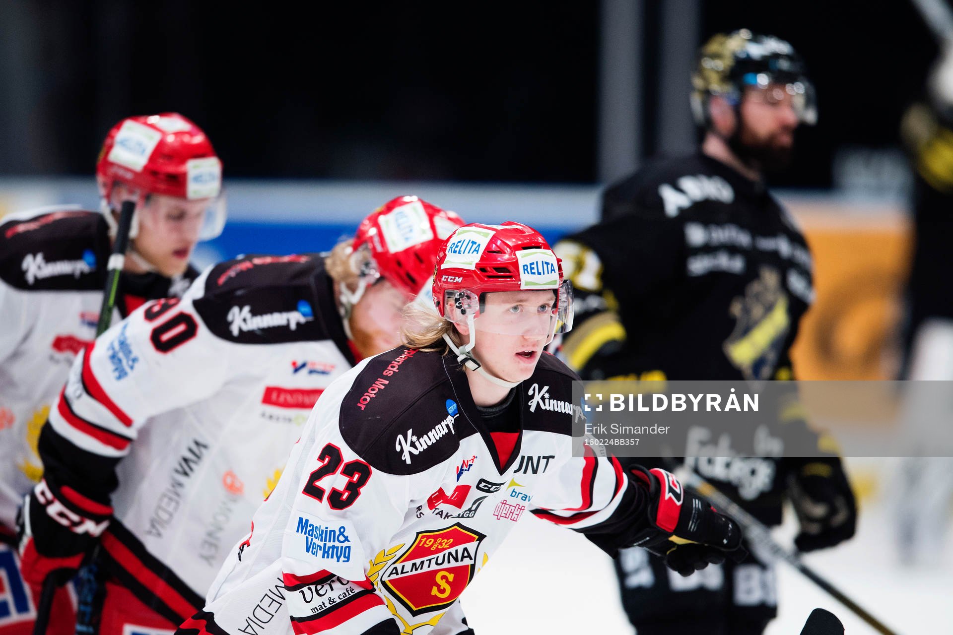 Almtunas Olle Alsing jublar