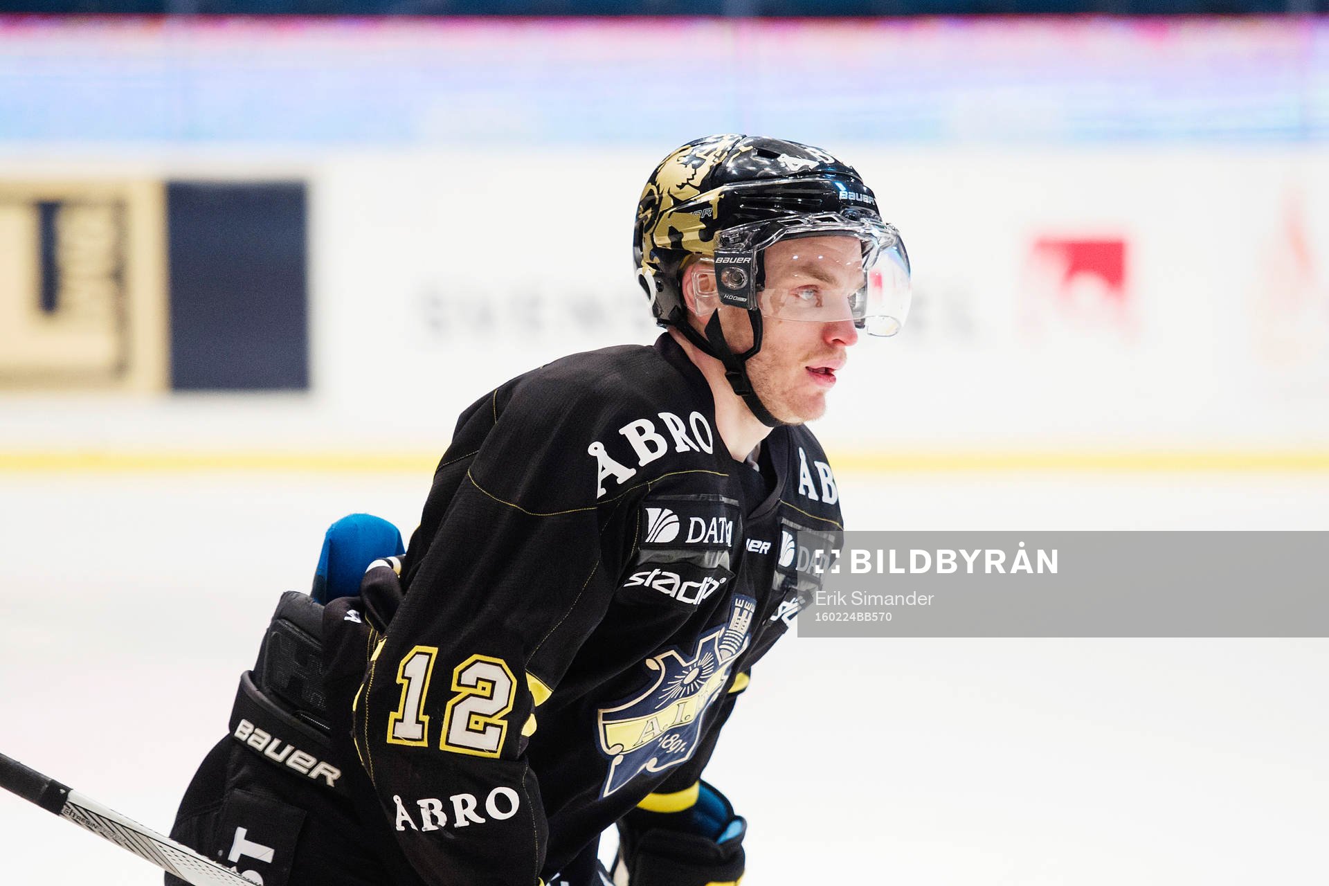 s Fredrik Hynning jublar