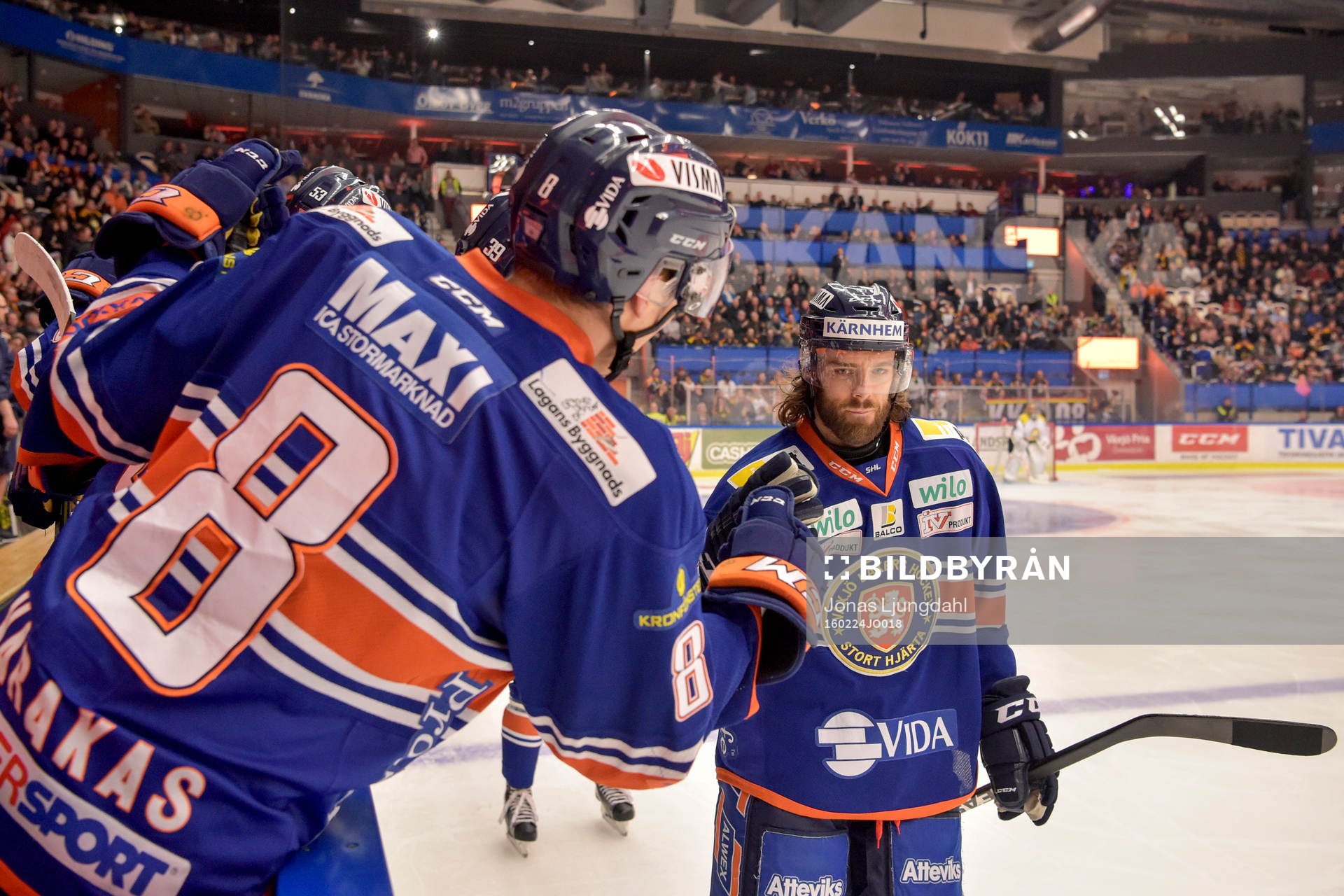 Växjös Ville Leino jublar