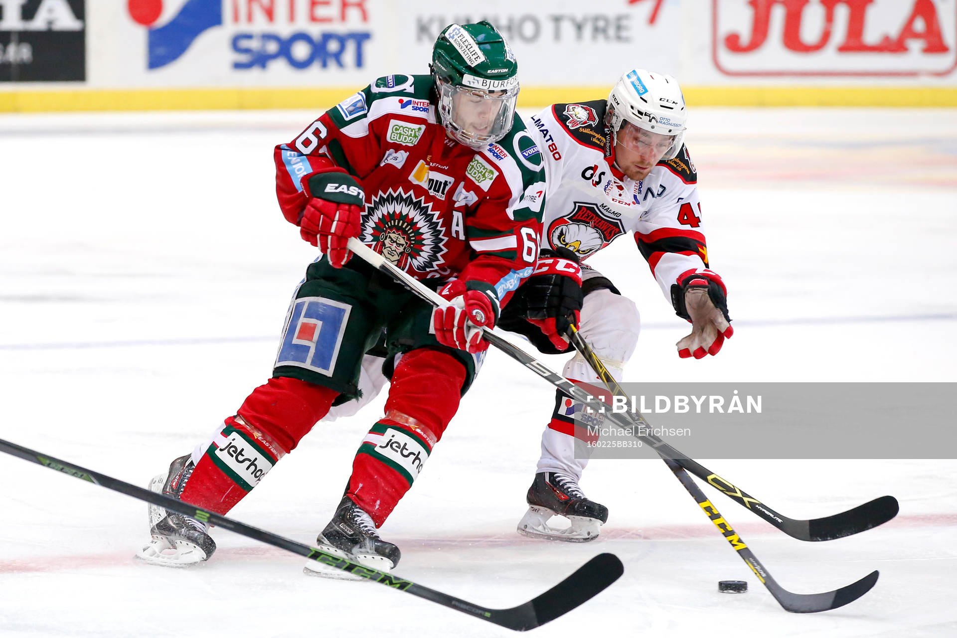 Frölundas Oscar Fantenberg och Malmö Redhawks Filip