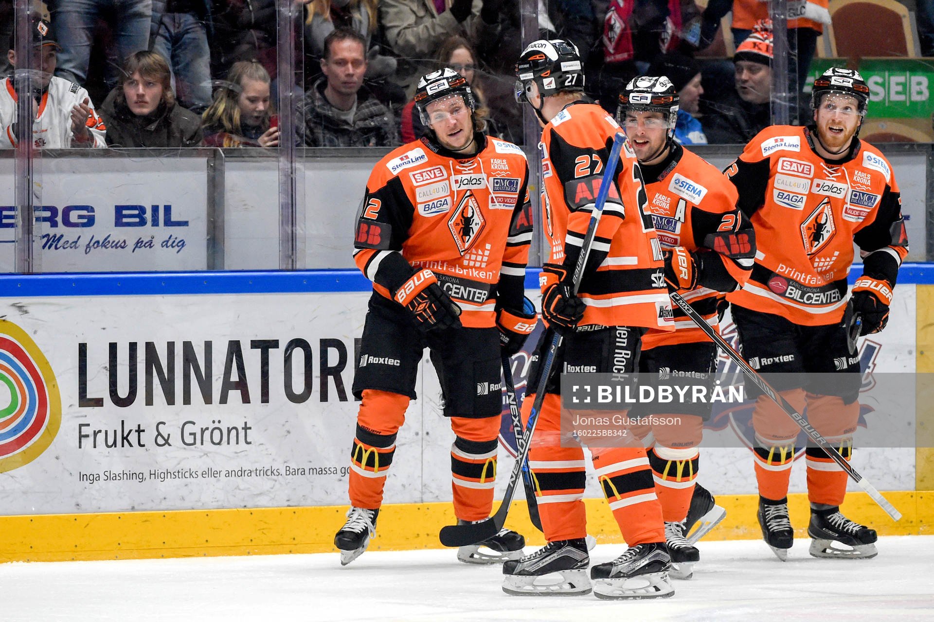 Karlskronas Jesper Olofsson jublar