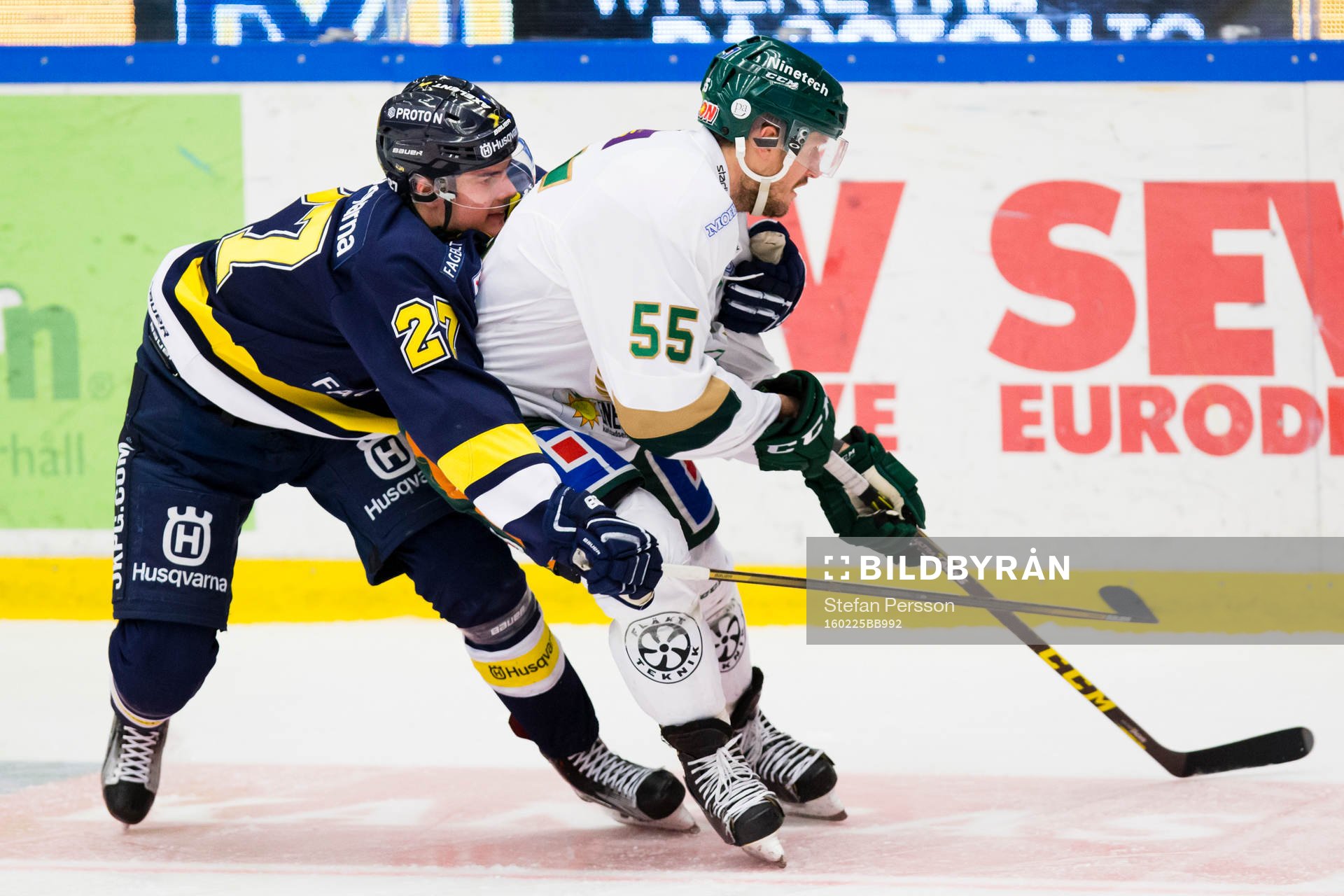 s Filip Lestan mot Färjestads Ole-Kristian Tollefsen