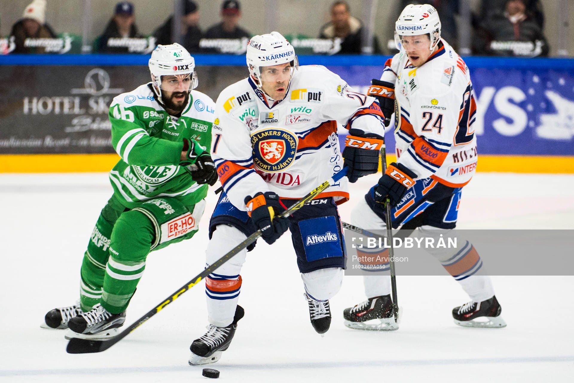 Växjös Cory Murphy och Joakim Hillding och Rögles Kevin