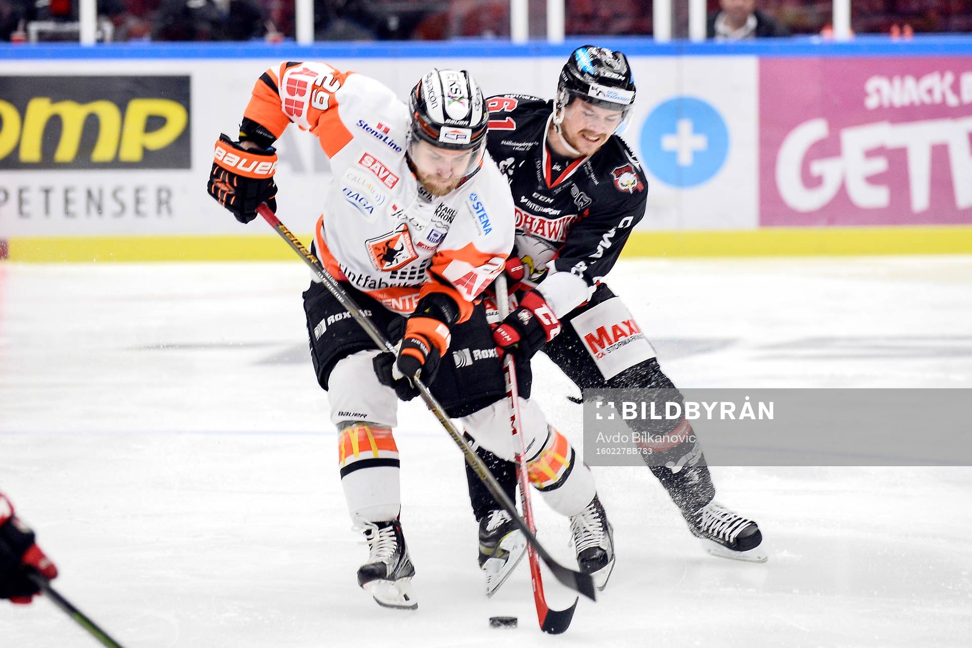 Karlskronas Alexander Viklund och Malmö Redhawks Nicklas