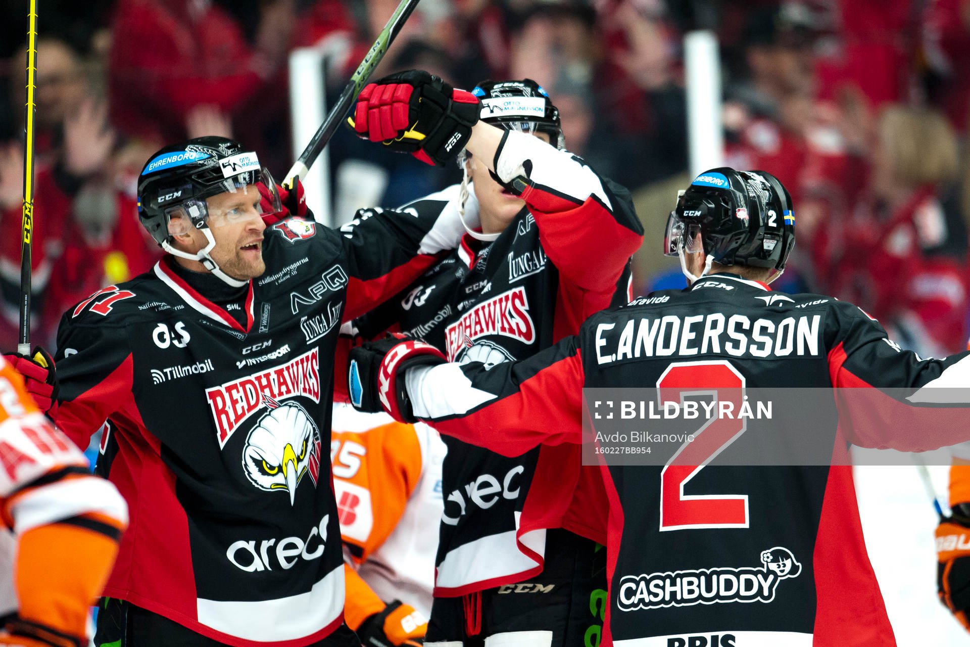 Malmö Redhawks Mathias Tjärnqvist jublar