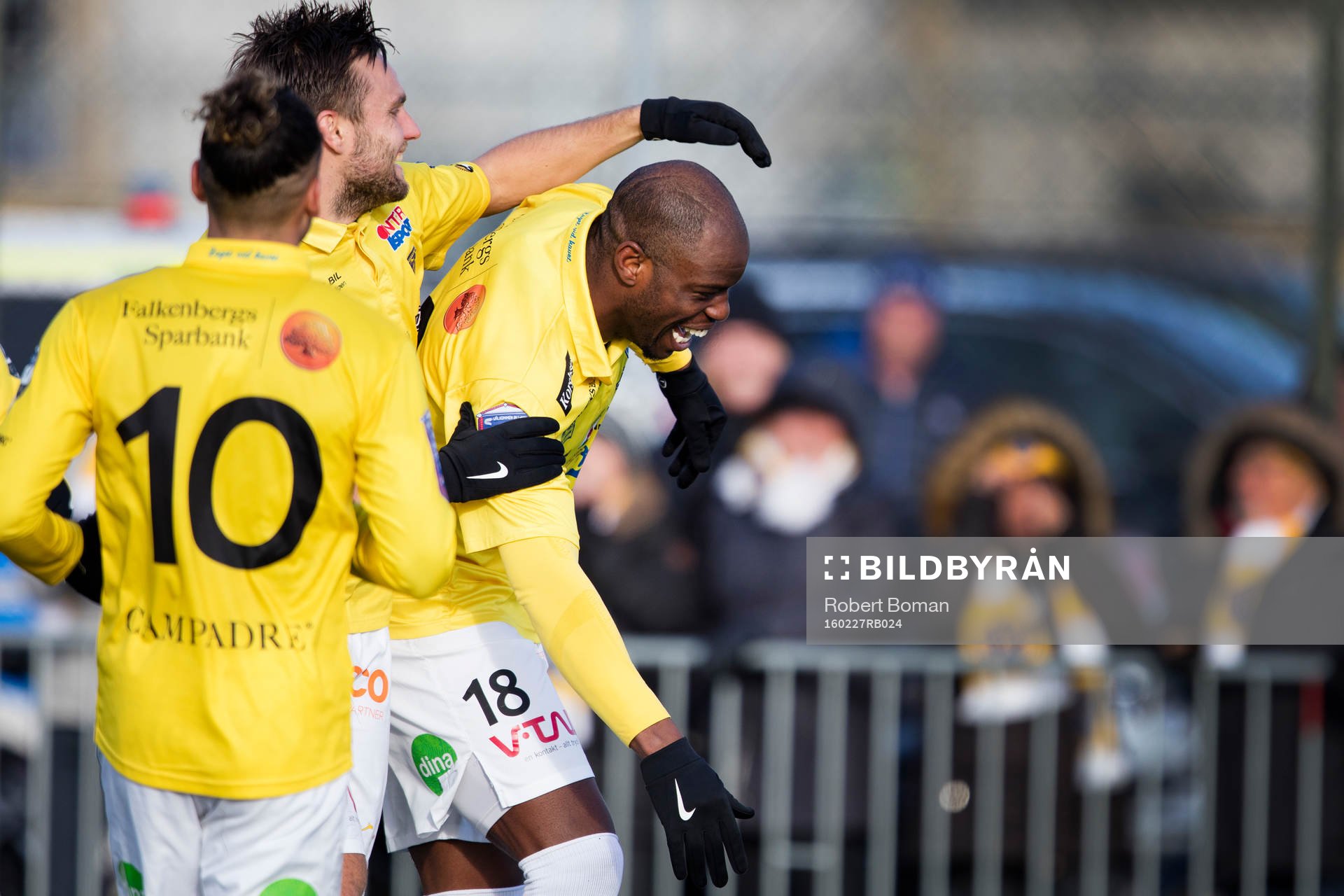 Falkenbergs Hakeem Araba jublar