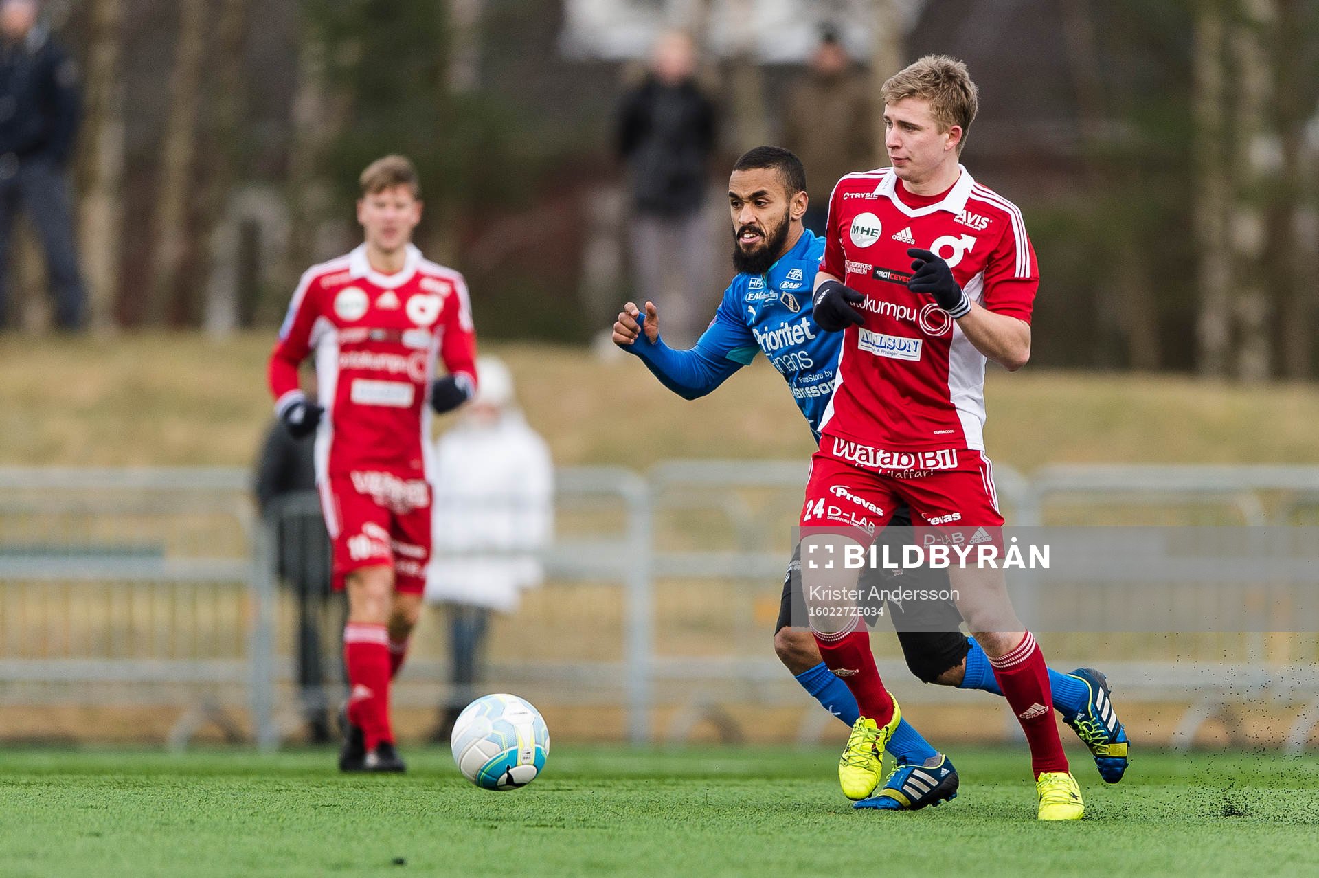 Halmstads Junes Barny och Degerfors Ludvig Fritzson