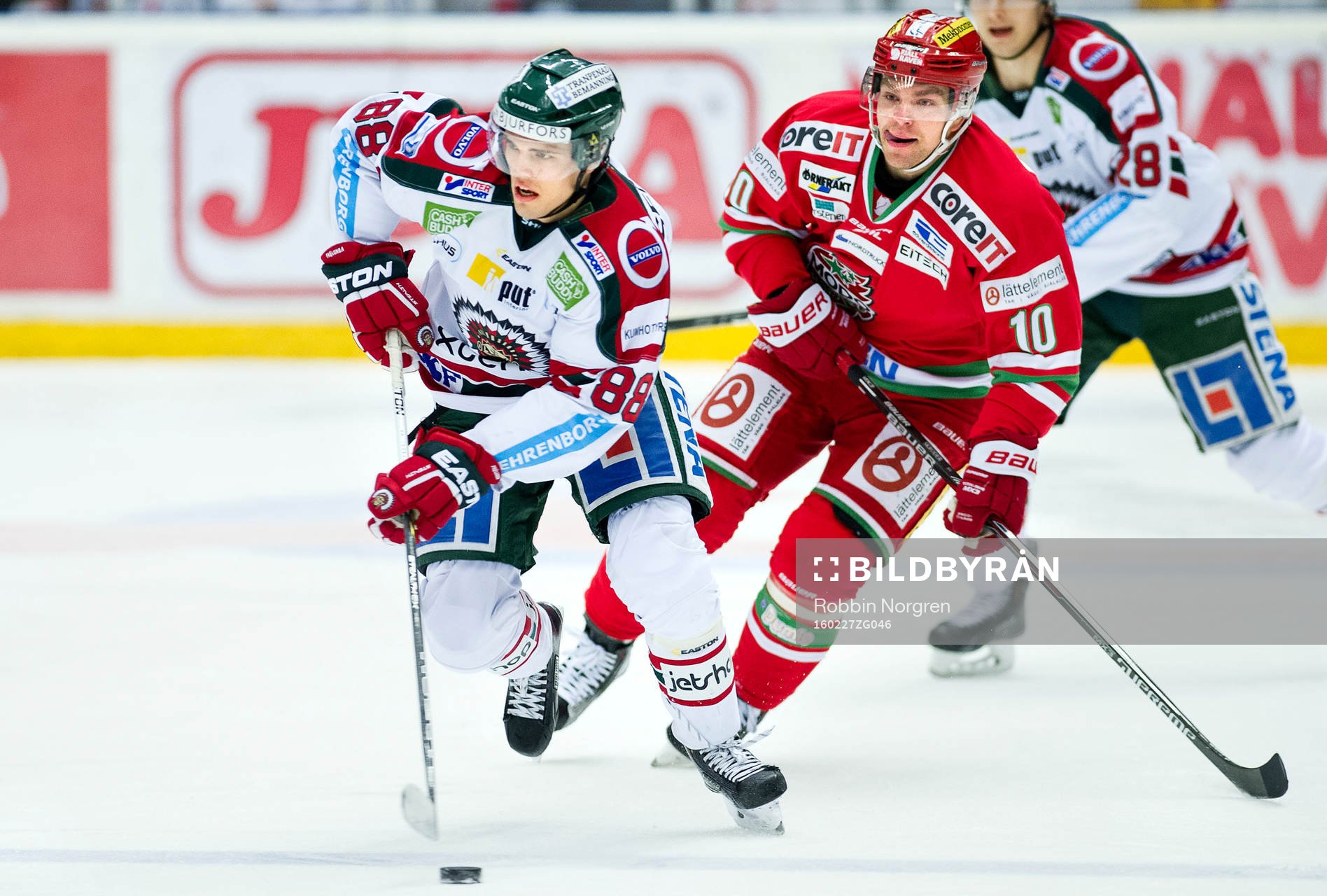 Frölundas Andreas Johnsson och Modos Per-Åge Skröder
