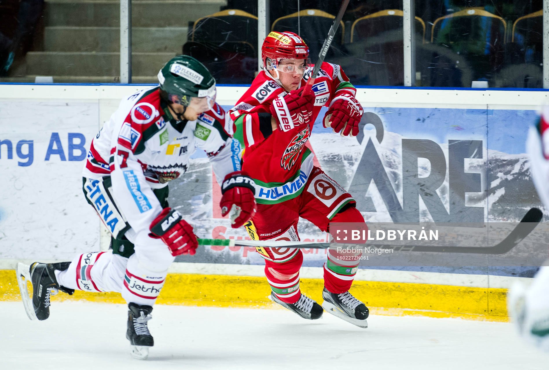 Frölundas Henrik Tömmernes och Modos Victor Olofsson