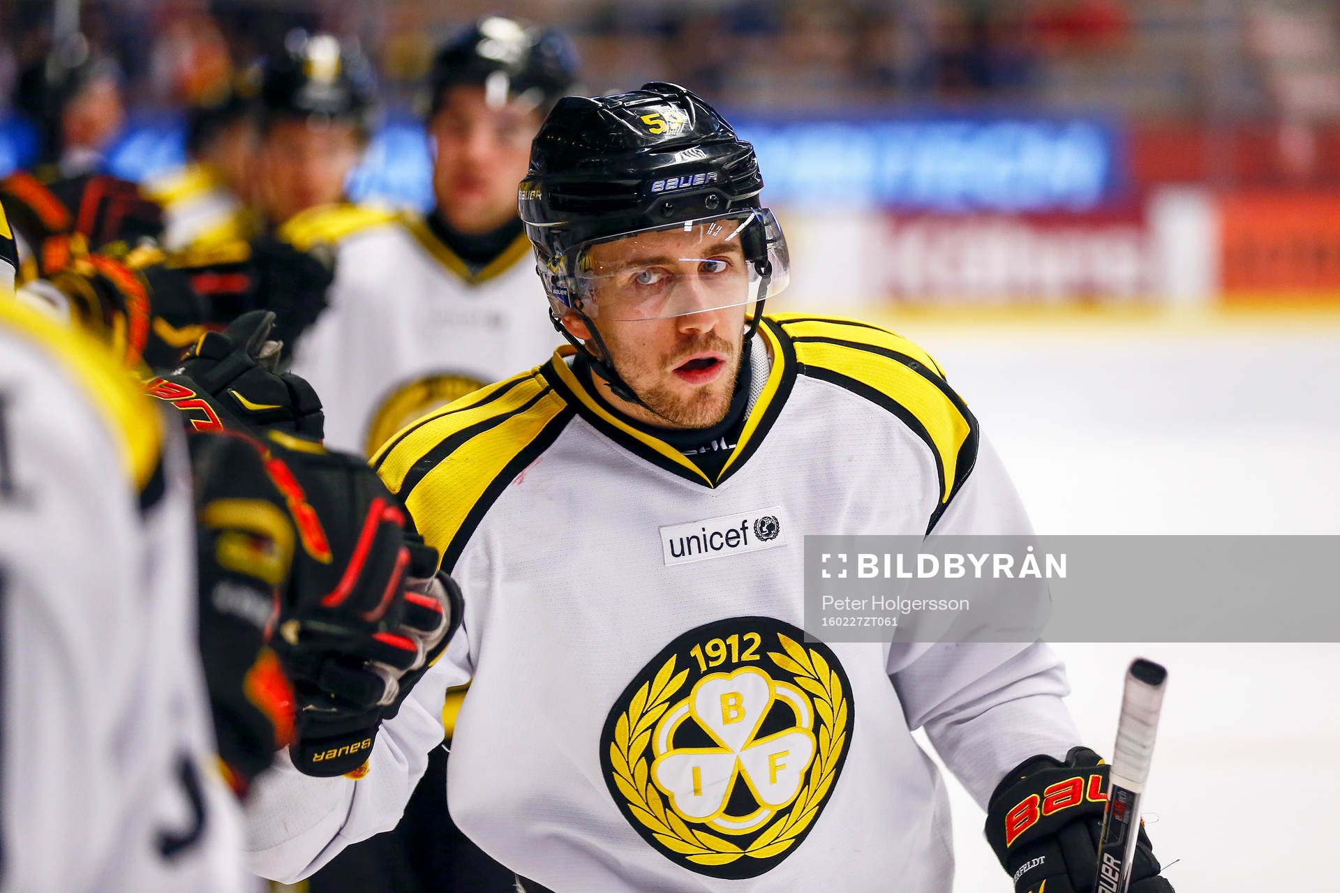 Brynäs Sebastian Enterfeldt jublar