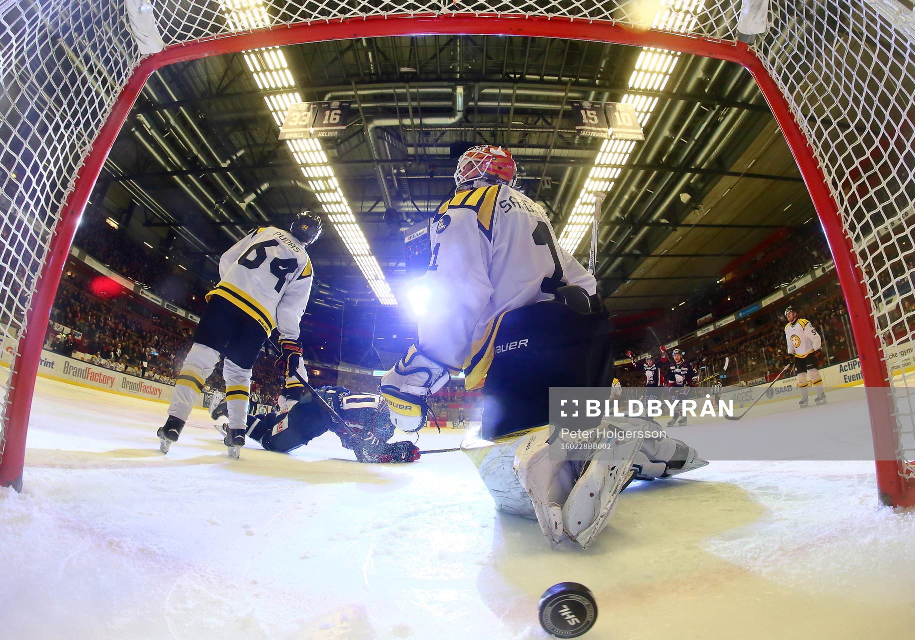 Mål 5-2 av Linköpings Nick Sörensen förbi Brynäs