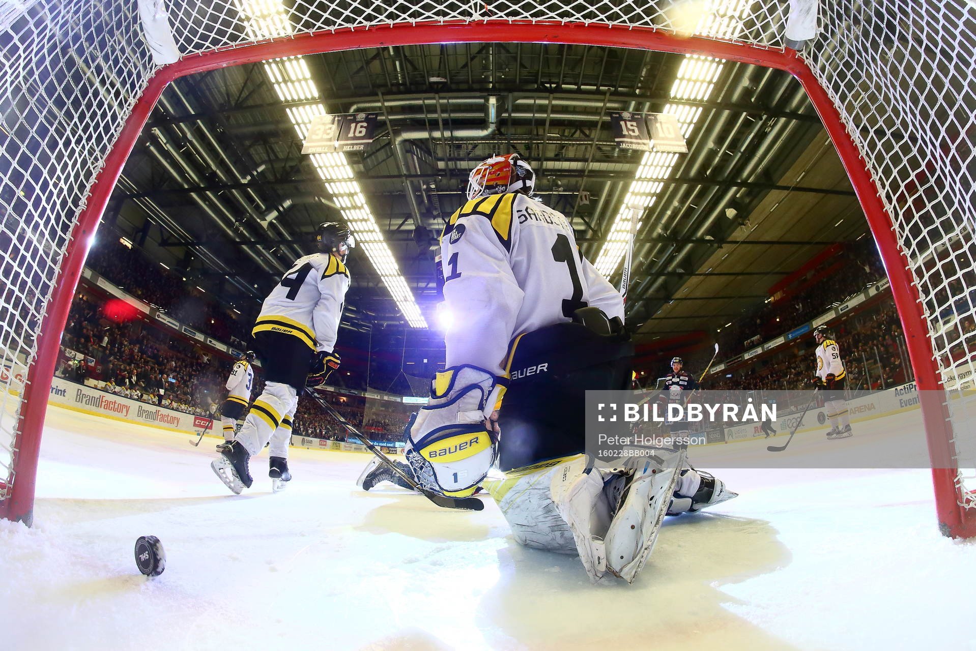Mål 5-2 av Linköpings Nick Sörensen förbi Brynäs