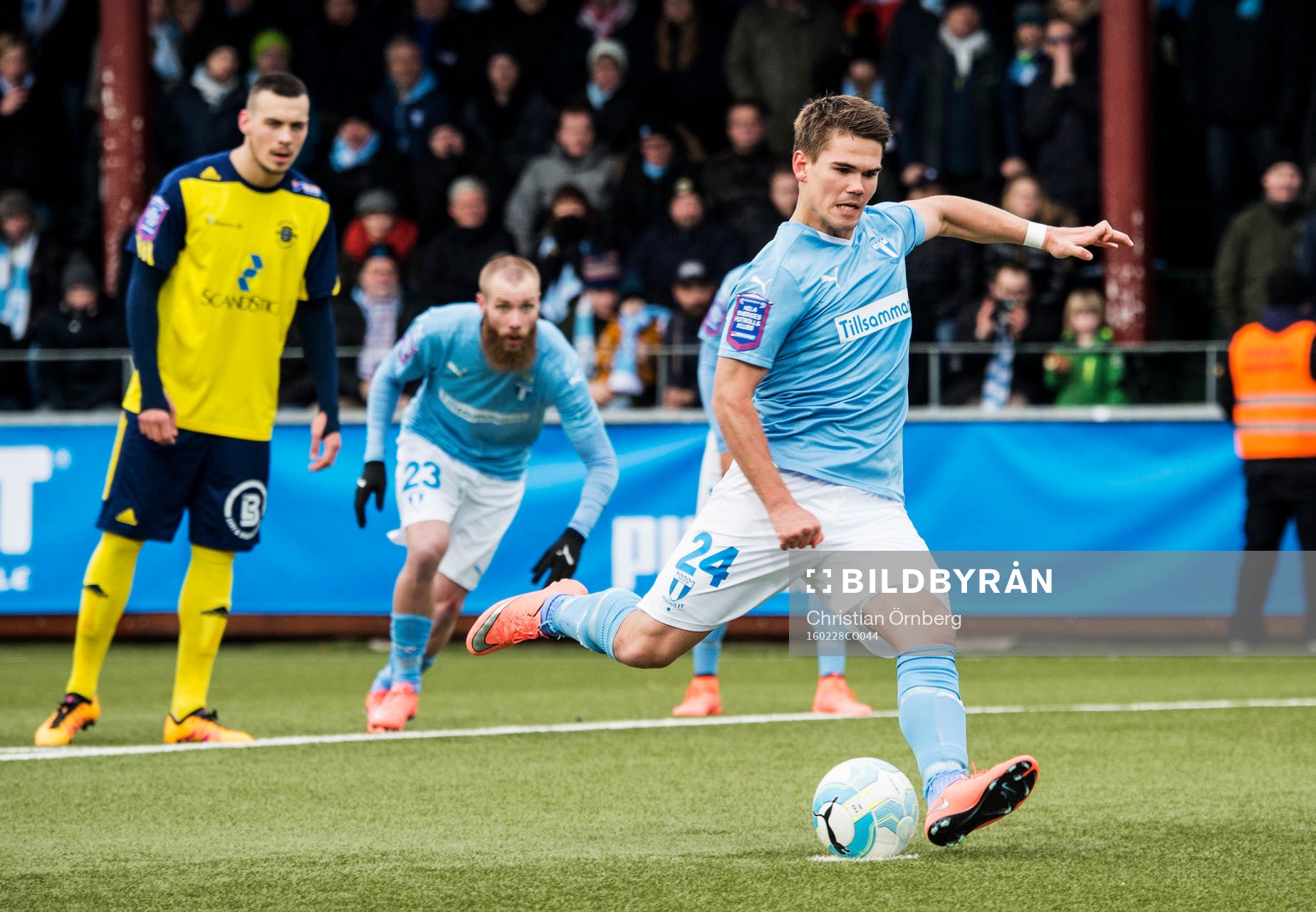 Malmö FFs Vidar Örn Kjartansson sätter 1-2 på straff