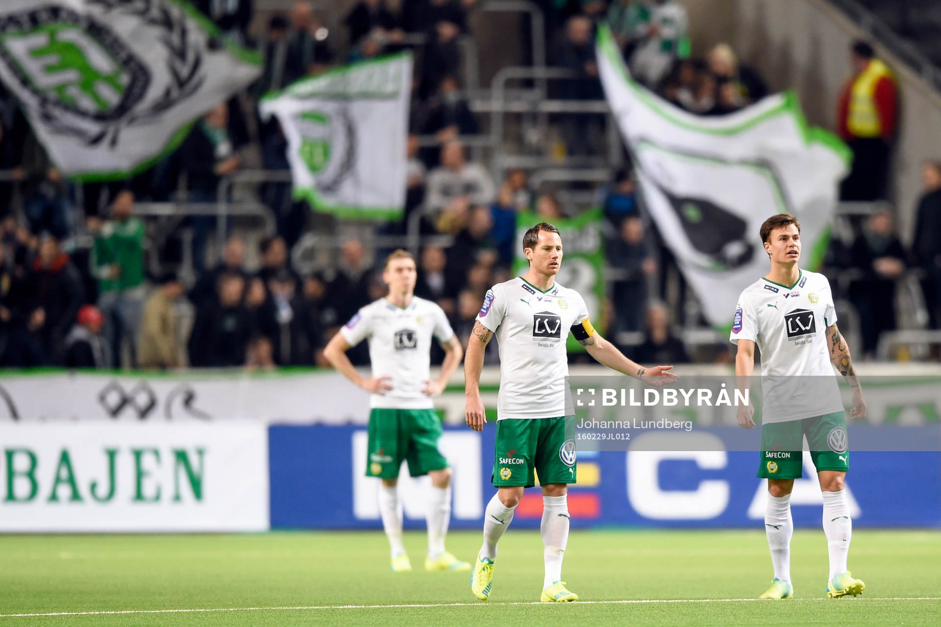 Hammarbys Johan Persson och Melker Hallberg deppar