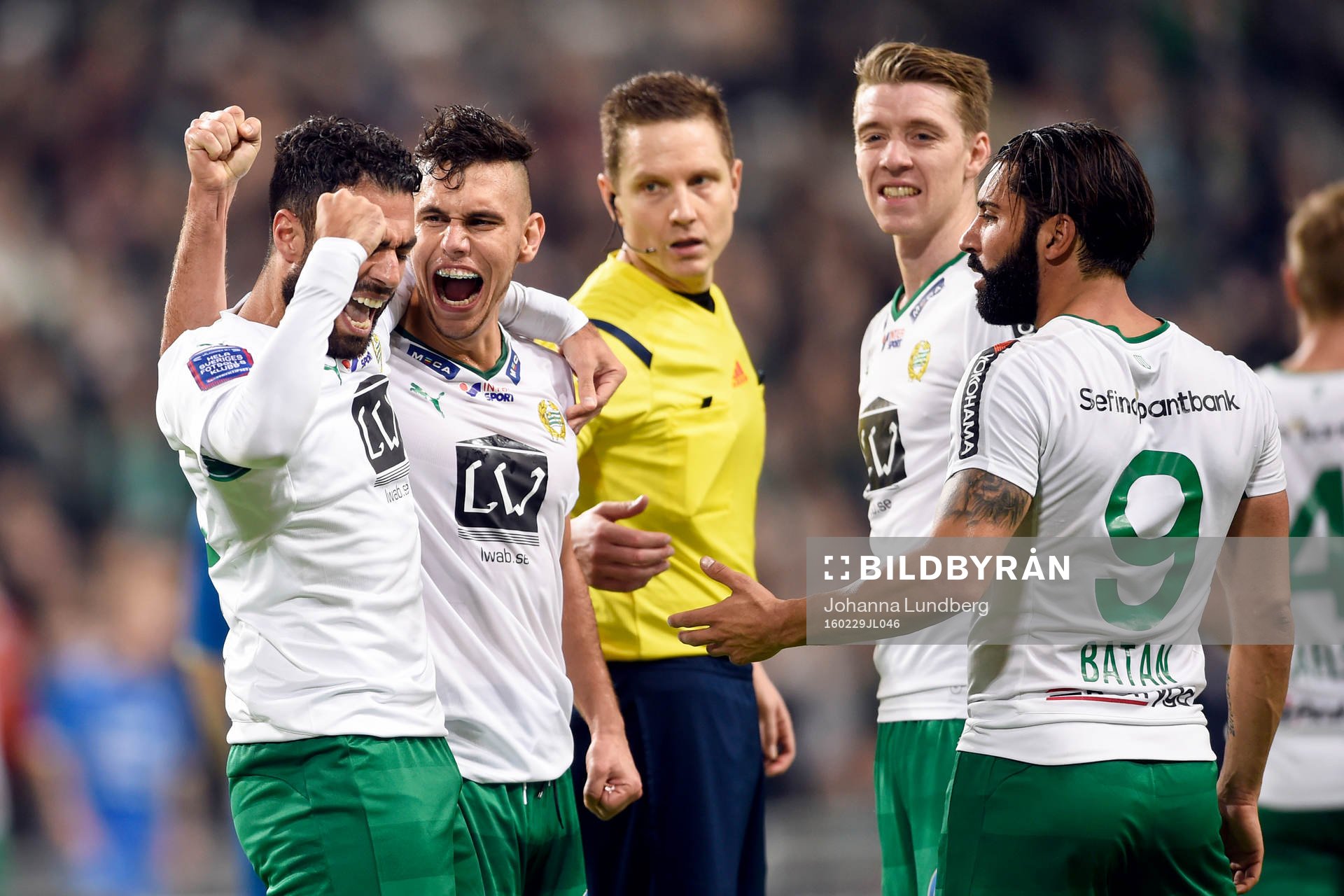 Hammarbys Imad Khalili, Alexssander Medeiros de Azeredo och Stefan Batan jublar efter 4-2 av Khalili under fotbollsmatchen i Svenska cupen mellan Hammarby och Ljungskile den 29 februari 2016 i Stockholm.