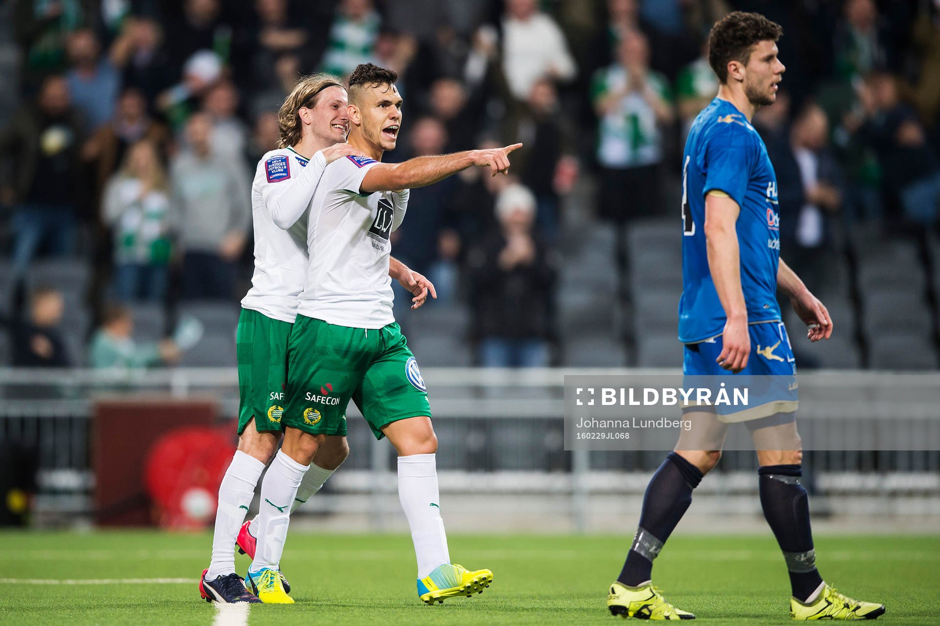 Hammarbys Alexssander Medeiros de Azeredo (th)  gör 3-2